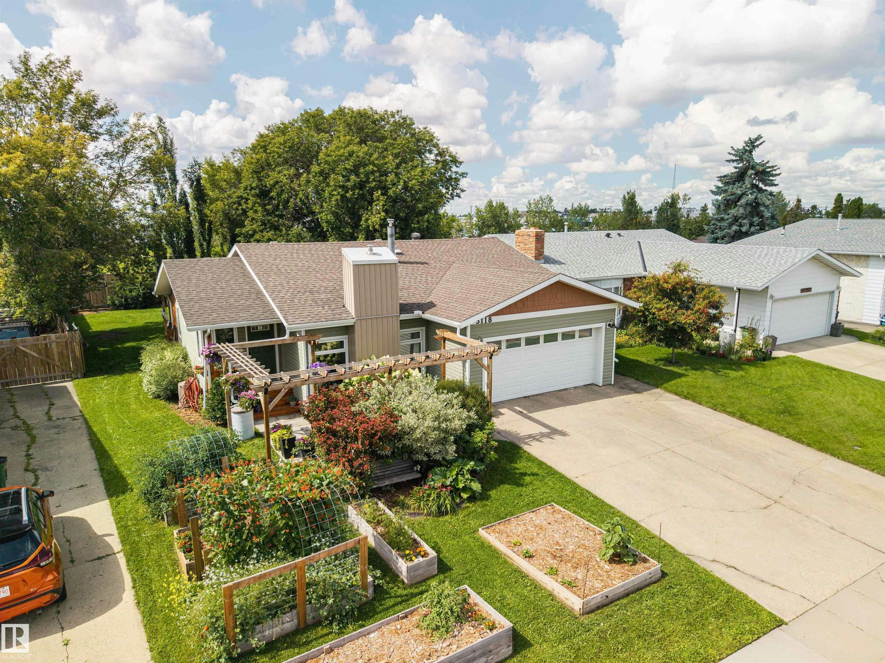 3118 89 Street, Edmonton, AB, T6K 2Z4