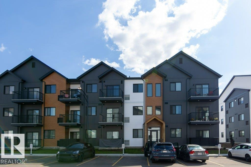 206-9211 228 Street, Edmonton, AB, T5T 4T1