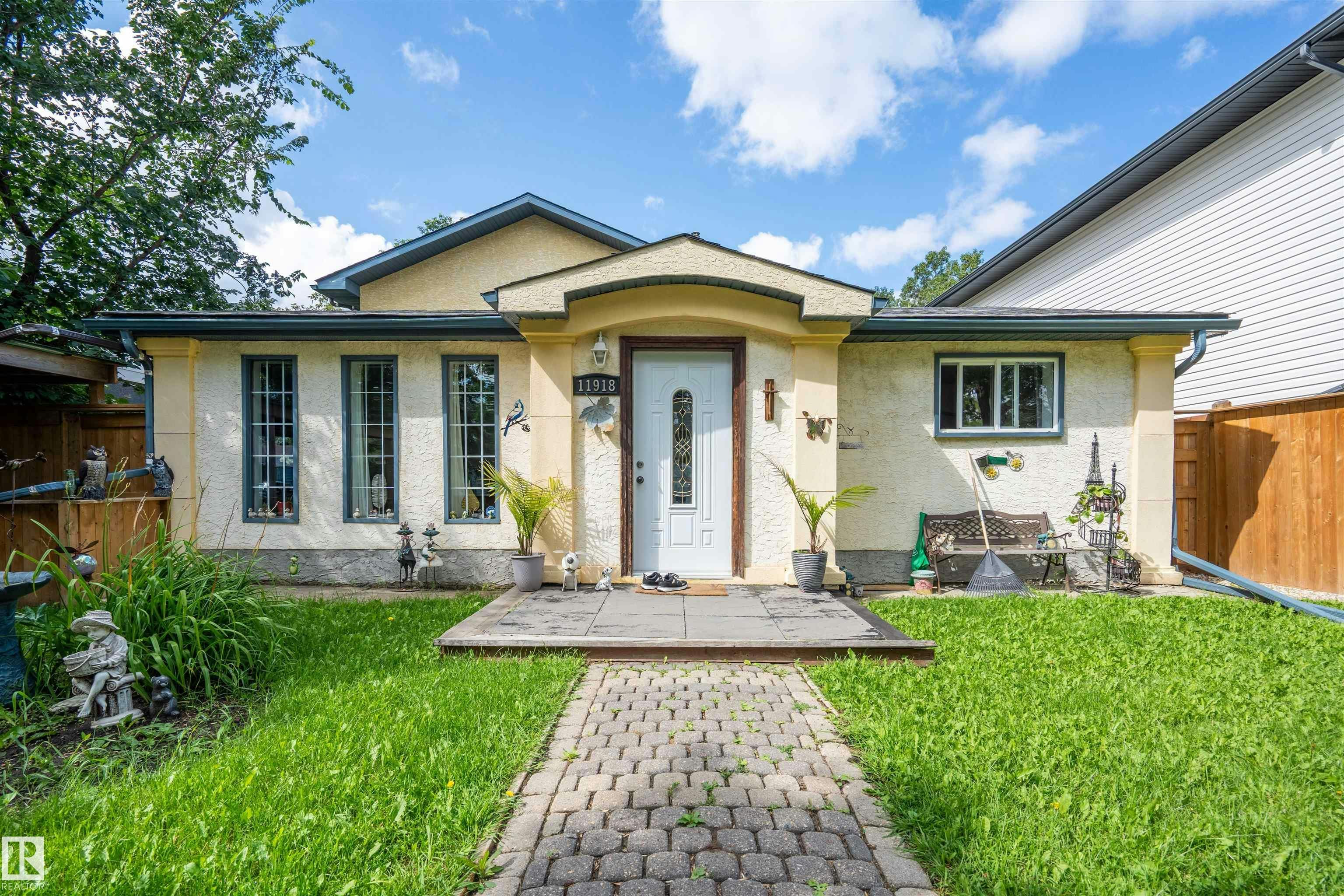 11918 42 Street, Edmonton, AB, T5W 2N6