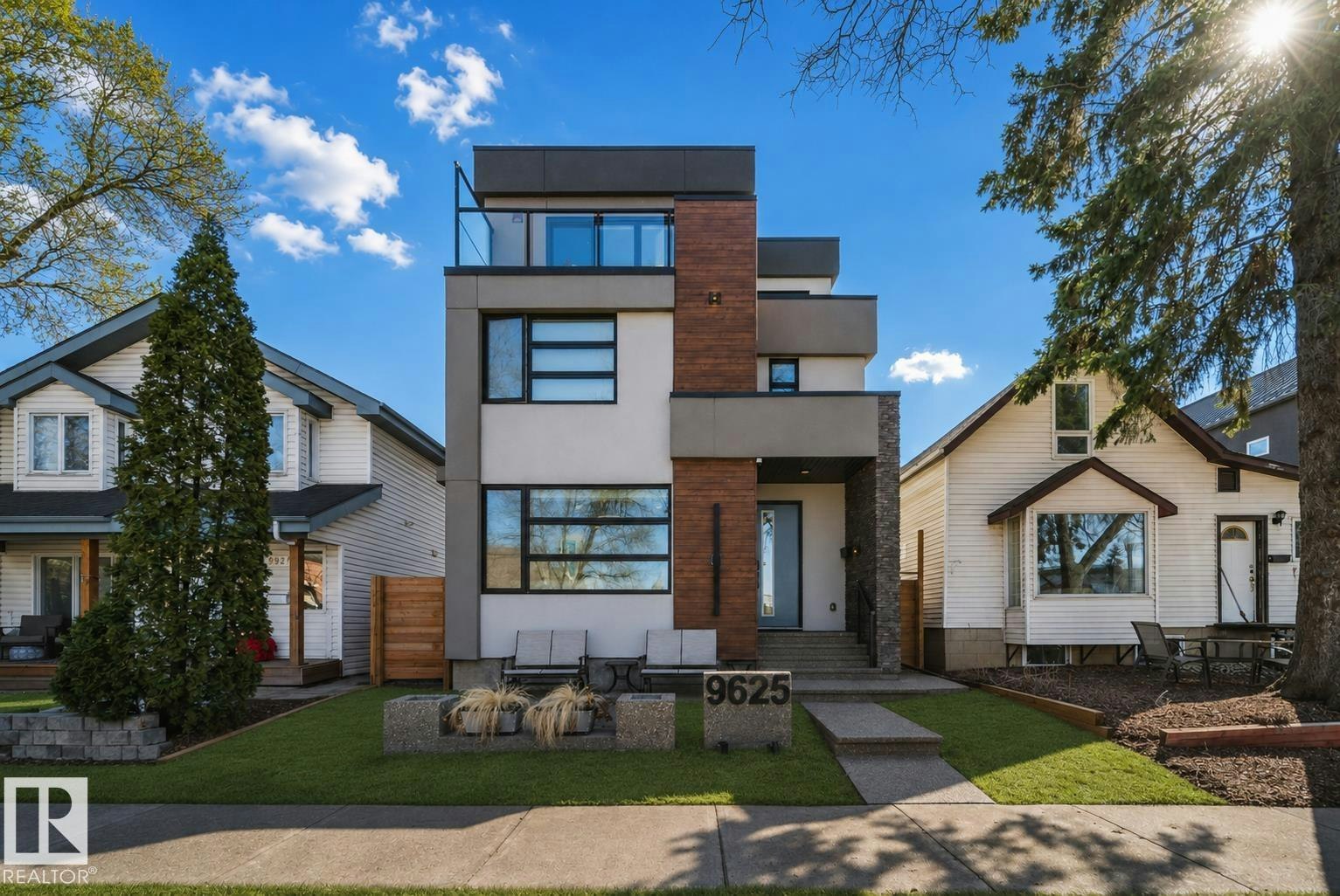 9625 101 Street, Edmonton, AB, T5K 0W7