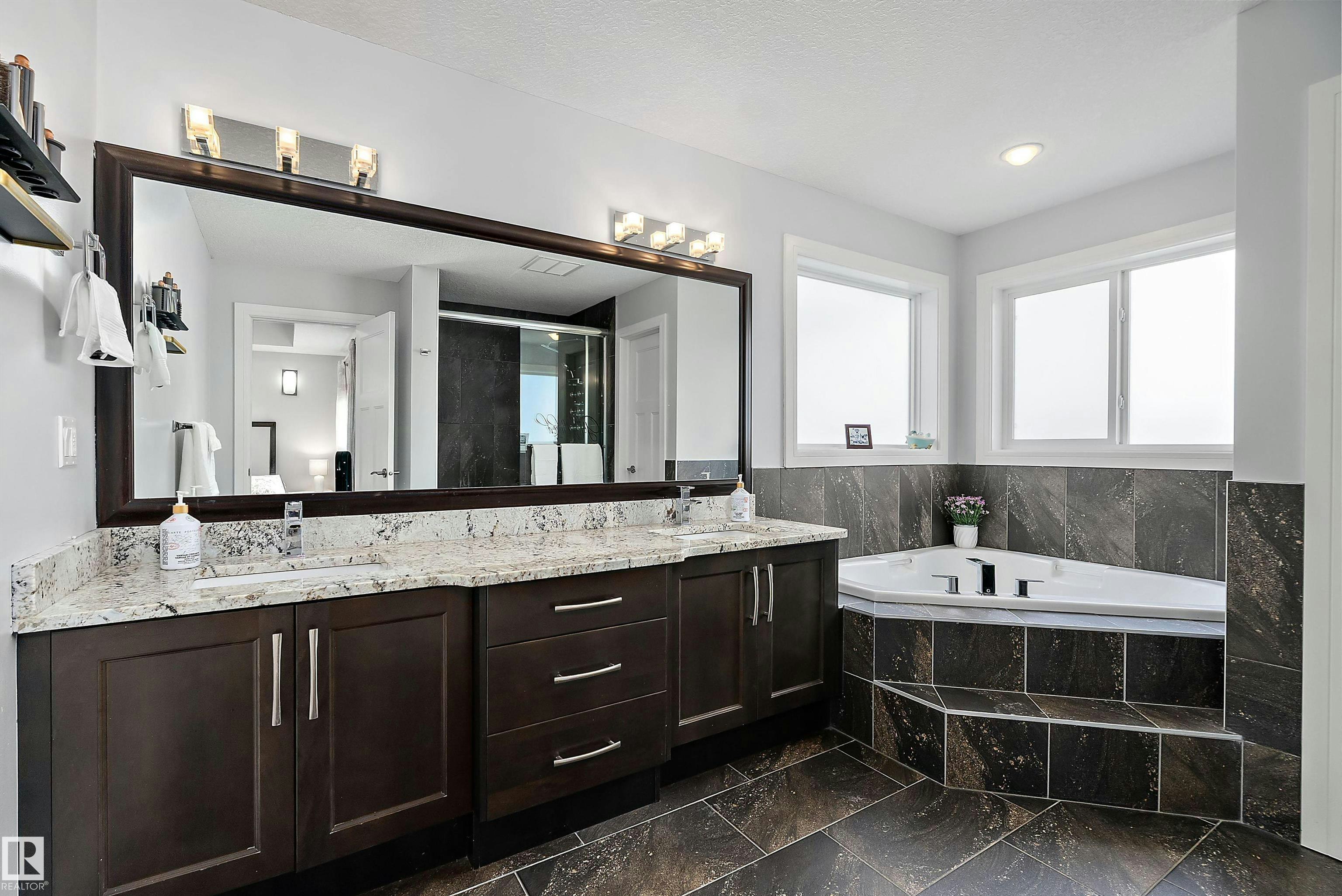 164 Durrand Bend, Fort Saskatchewan, AB, T8L 0M8 - 39