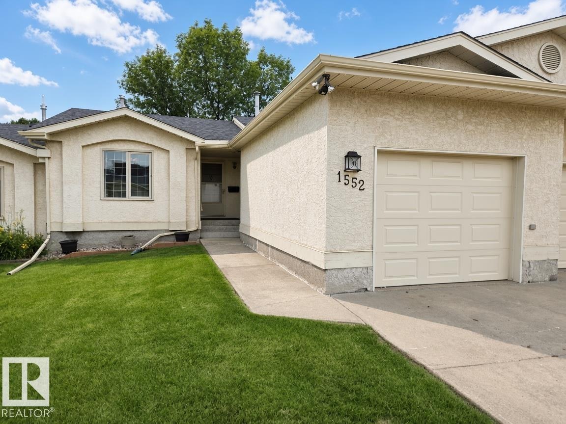 1552 54 Street, Edmonton, AB, T6L 6H4