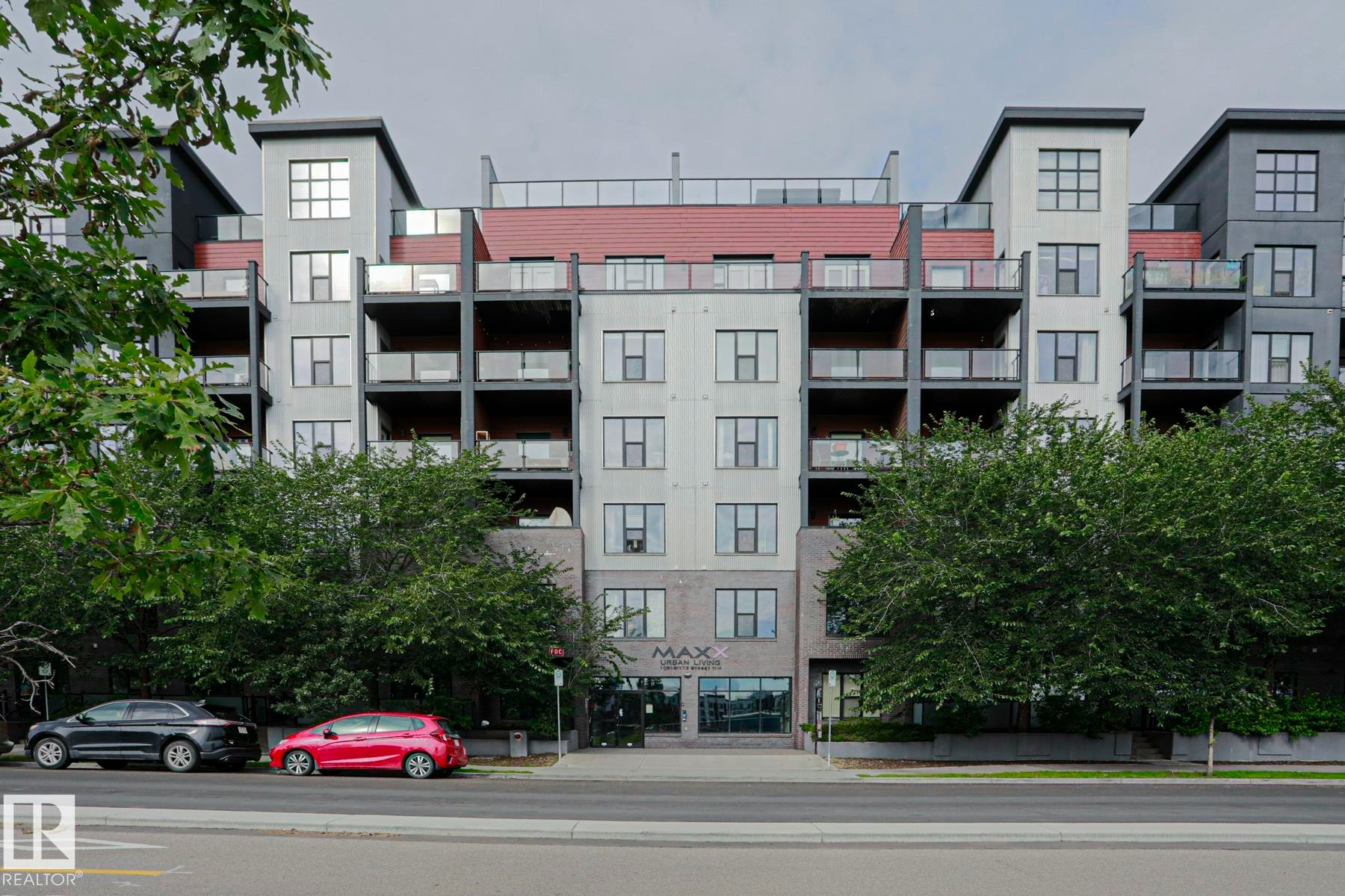 607-10518 113 Street NW, Edmonton, AB, T5H 0C6