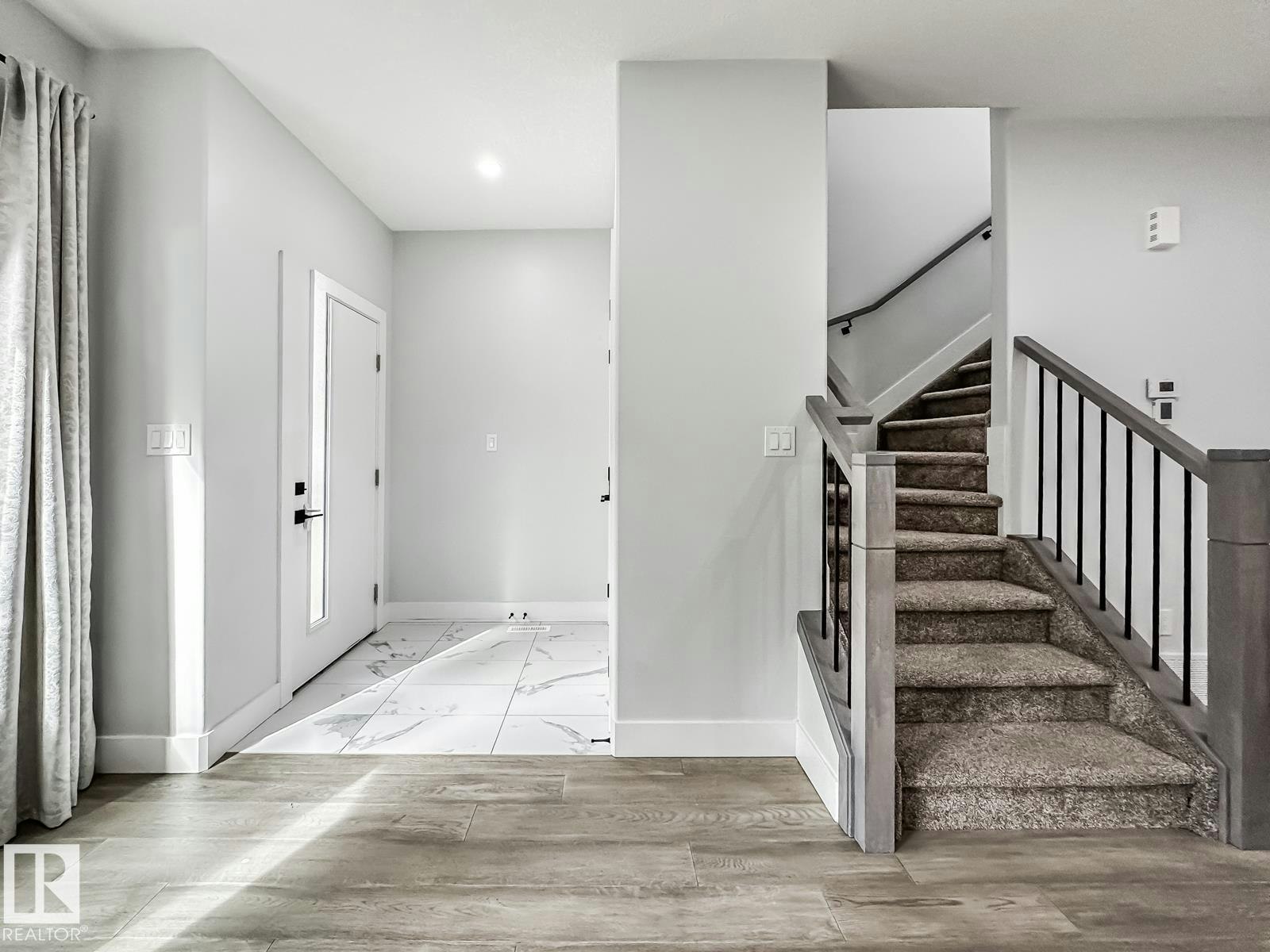 9830 73 Avenue, Edmonton, AB, T6E 1B6 - 9