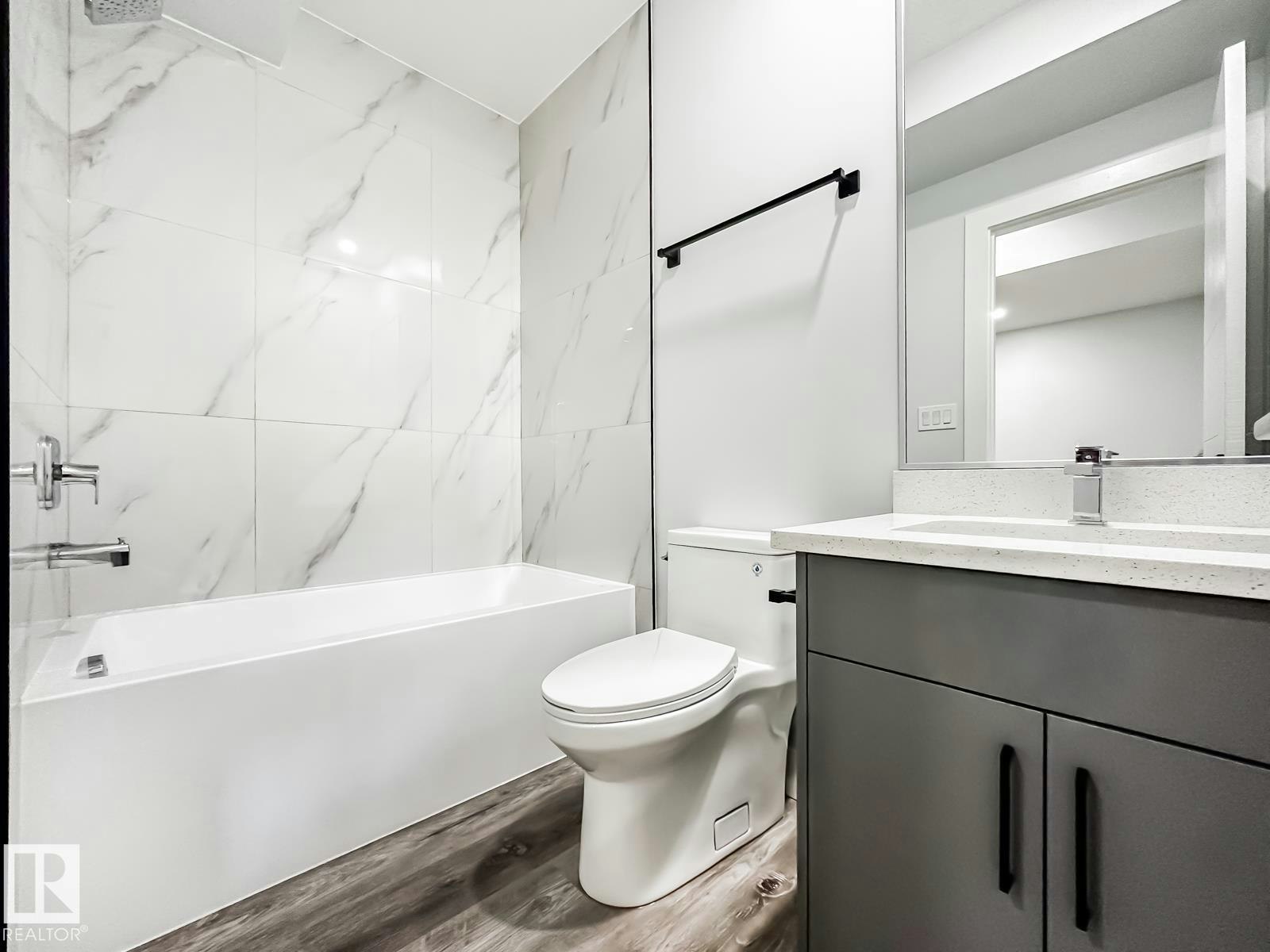 9830 73 Avenue, Edmonton, AB, T6E 1B6 - 43