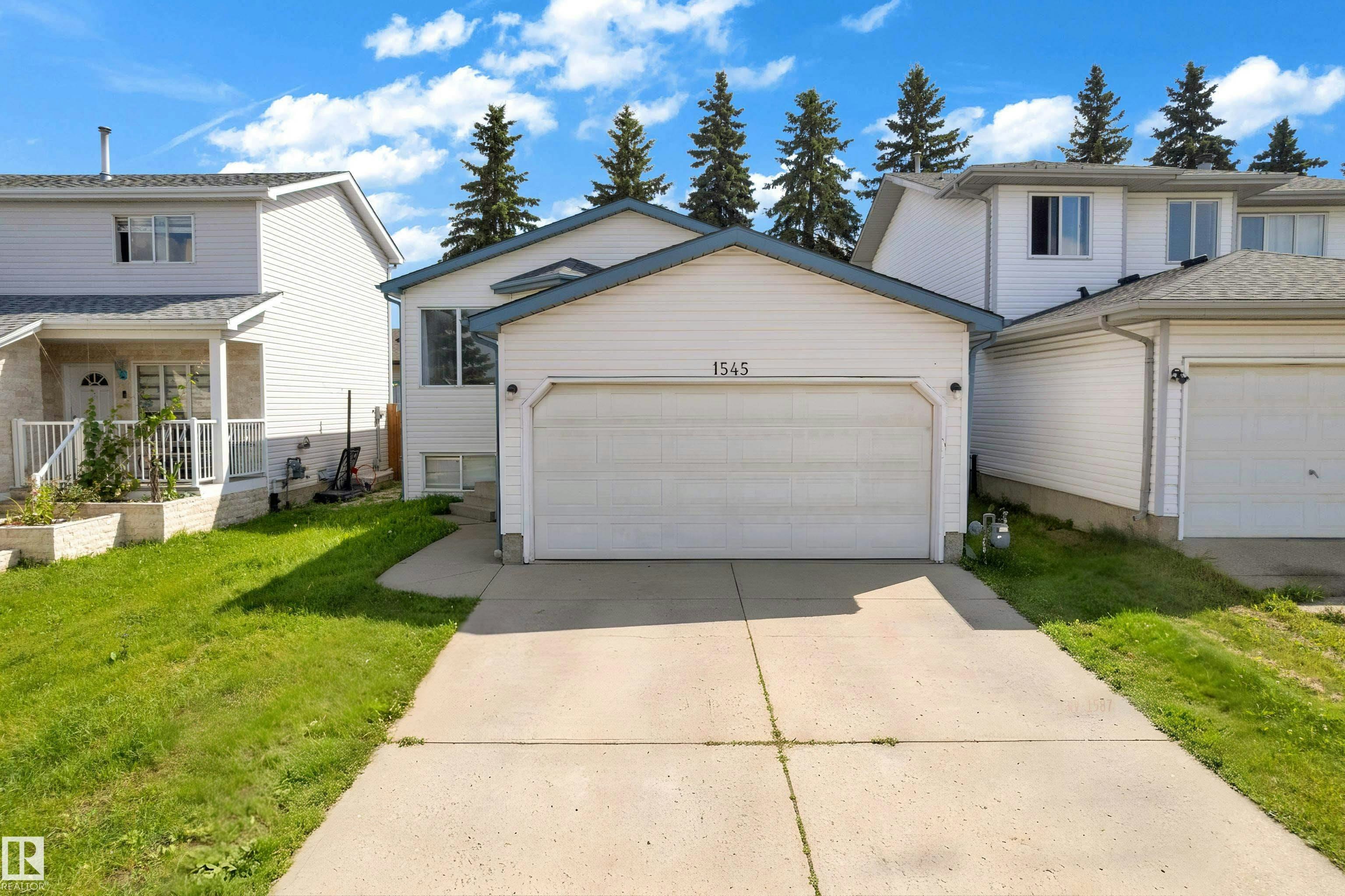 1545 49a Street, Edmonton, AB, T6L 6Y6