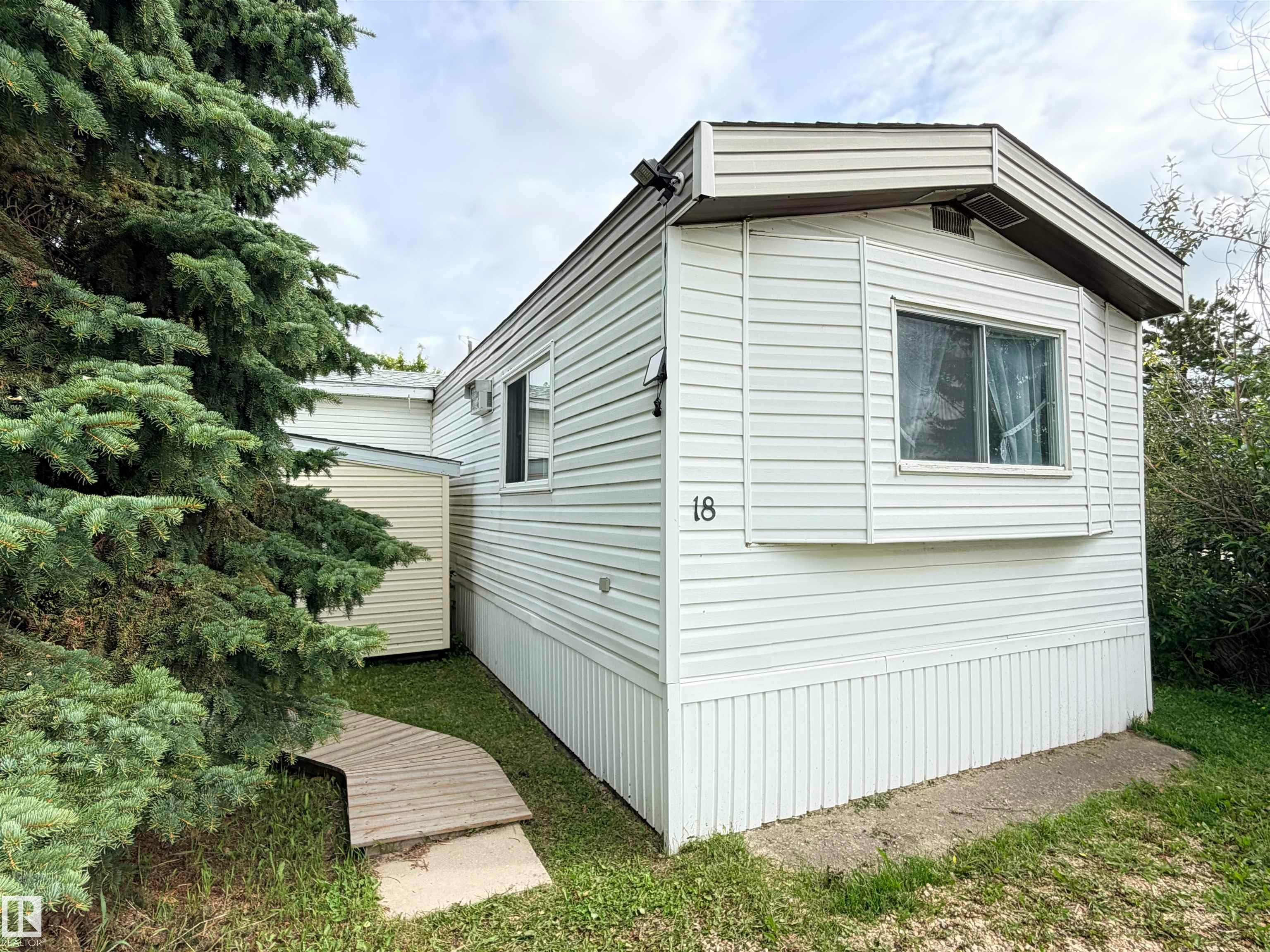 18-9501 104 Avenue, Westlock, AB, T7P 1M7