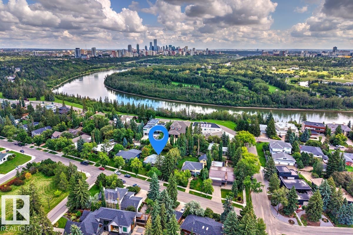 9511 141st NW, Edmonton, AB, T5N 2M5