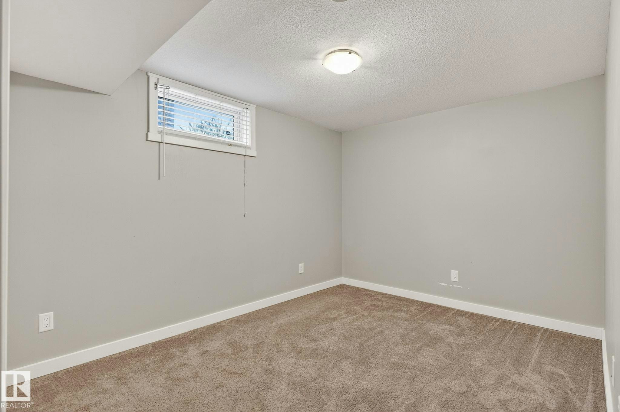 7804 136 Avenue, Edmonton, AB, T5C 2K5 - 43