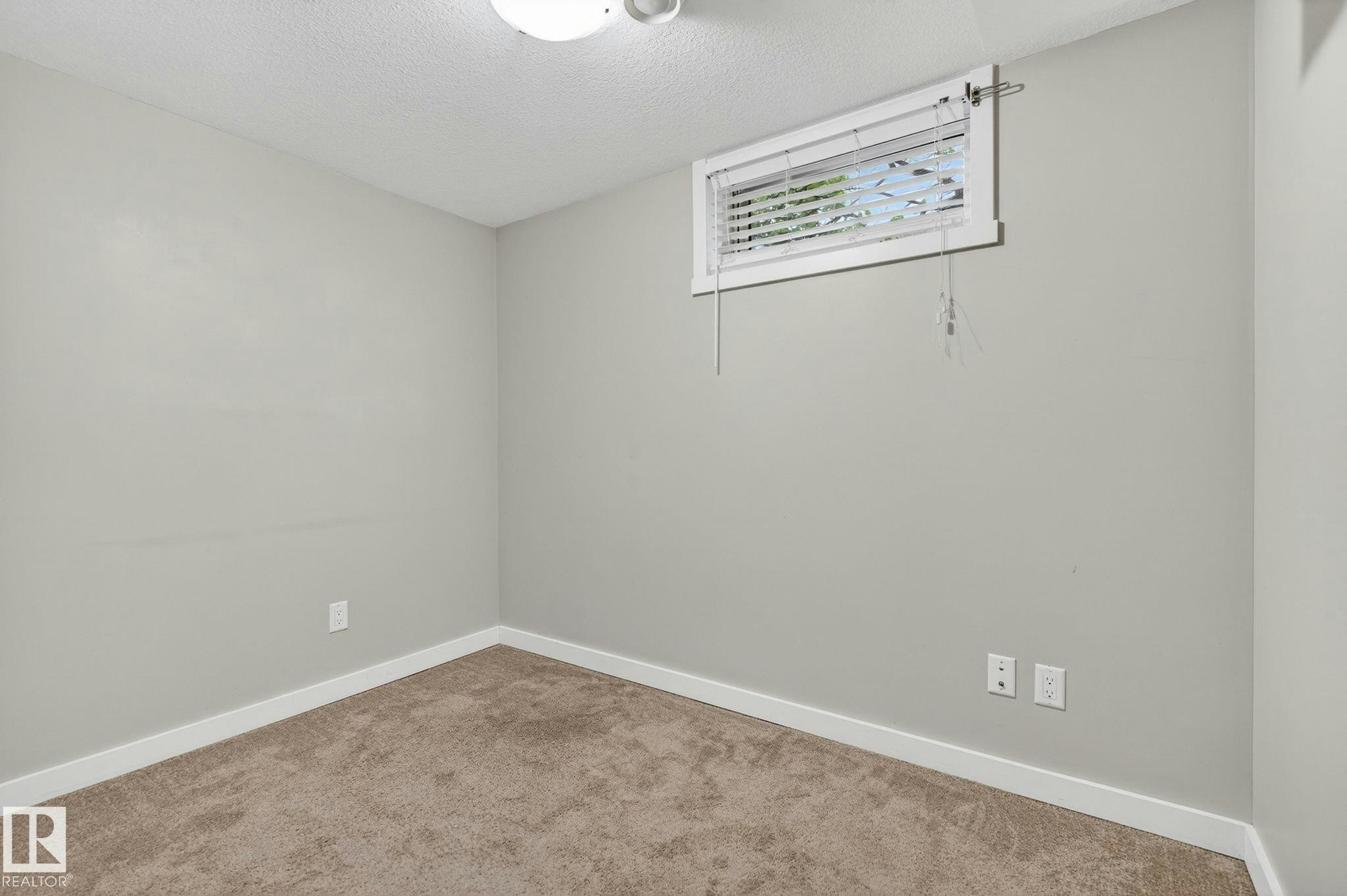 7804 136 Avenue, Edmonton, AB, T5C 2K5 - 40