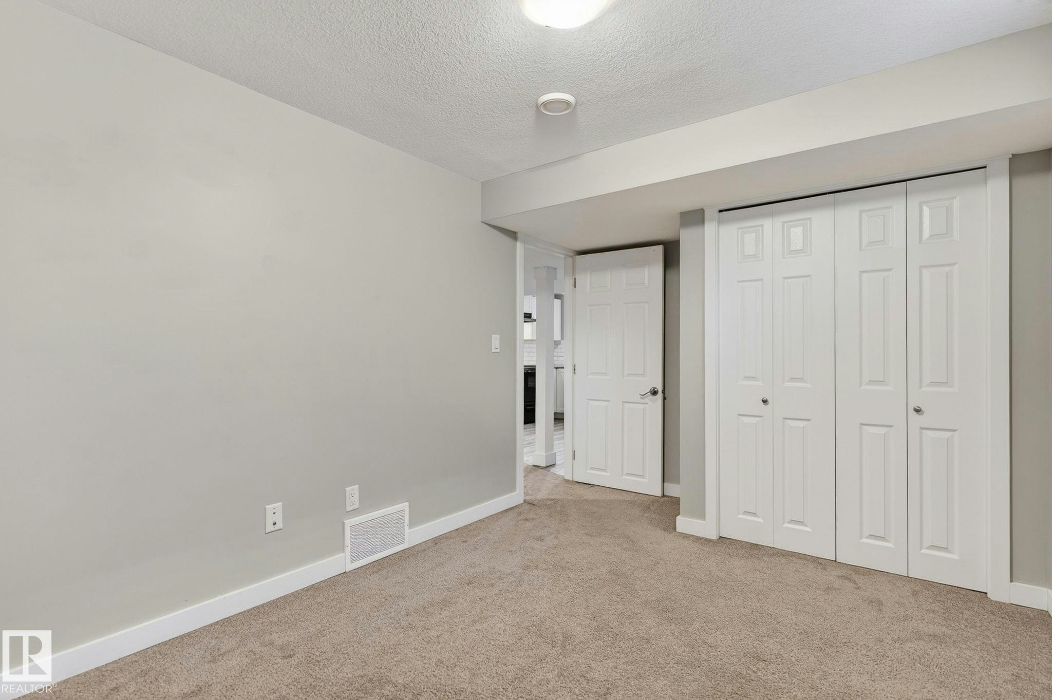7804 136 Avenue, Edmonton, AB, T5C 2K5 - 45
