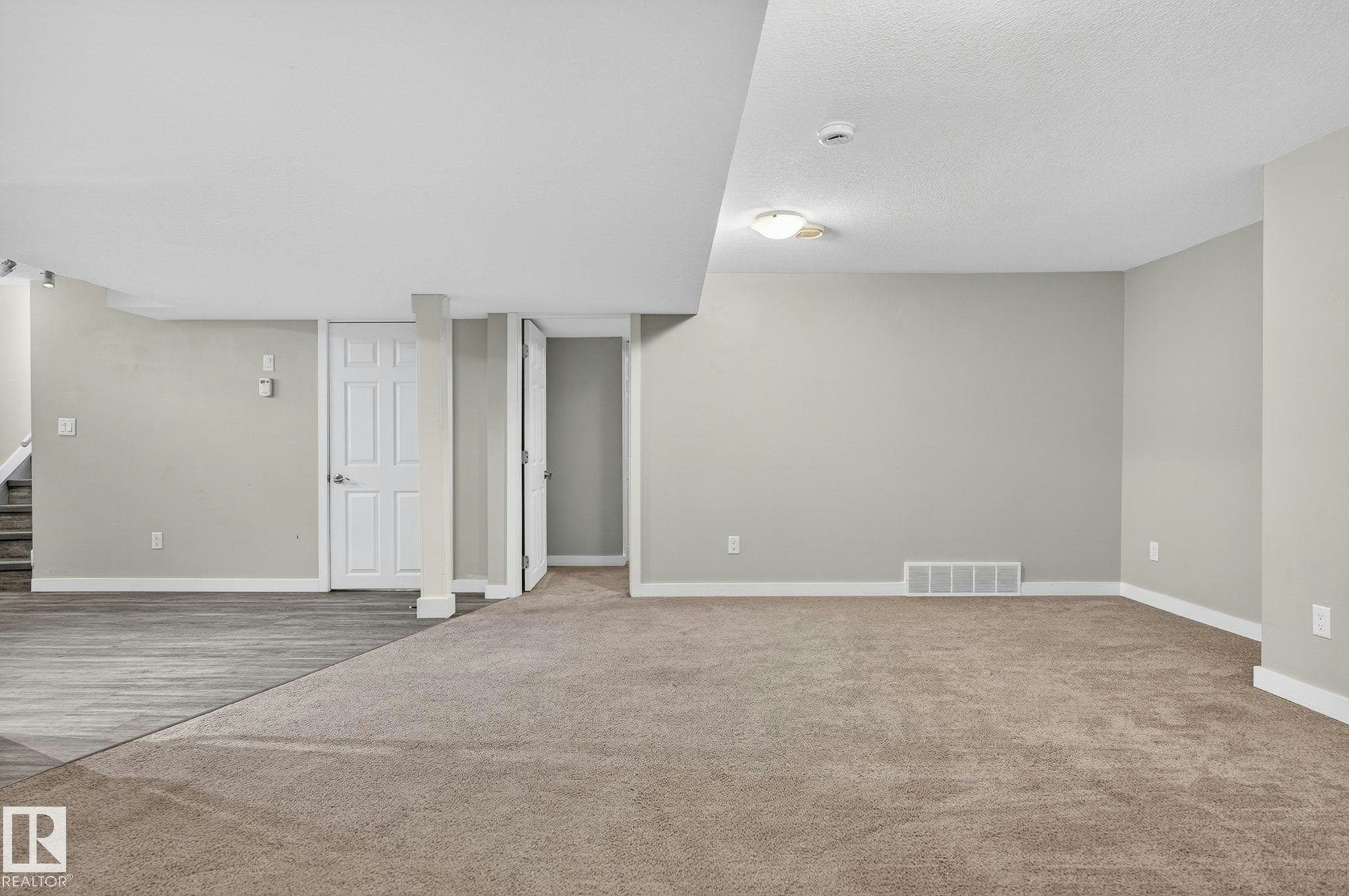 7804 136 Avenue, Edmonton, AB, T5C 2K5 - 34