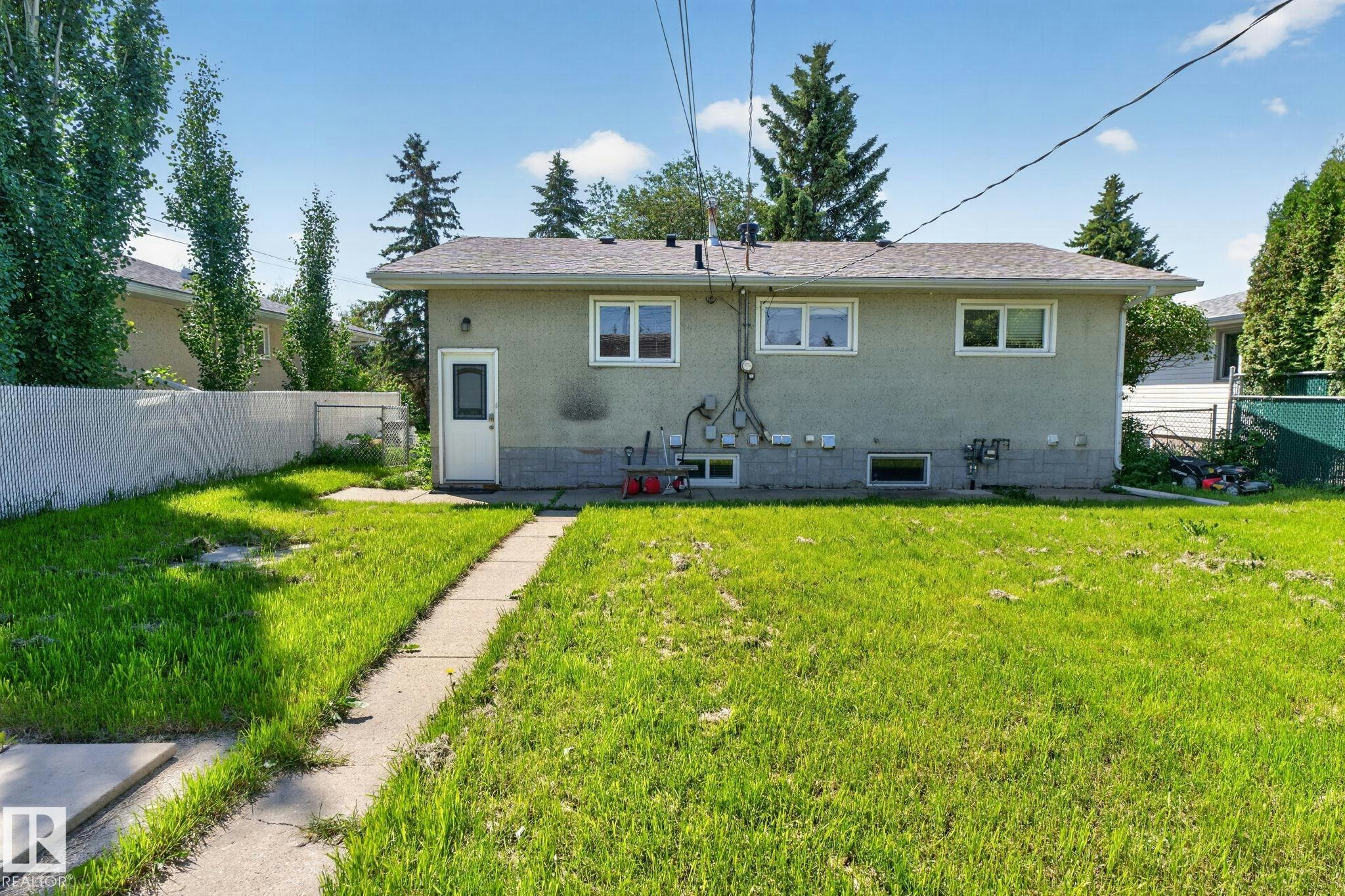 7804 136 Avenue, Edmonton, AB, T5C 2K5 - 50