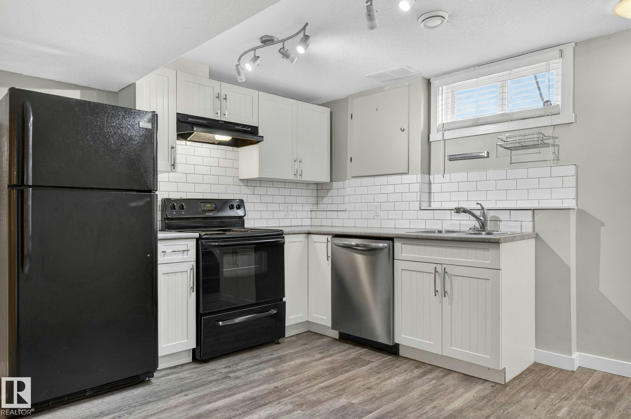 7804 136 Avenue, Edmonton, AB, T5C 2K5 - 26
