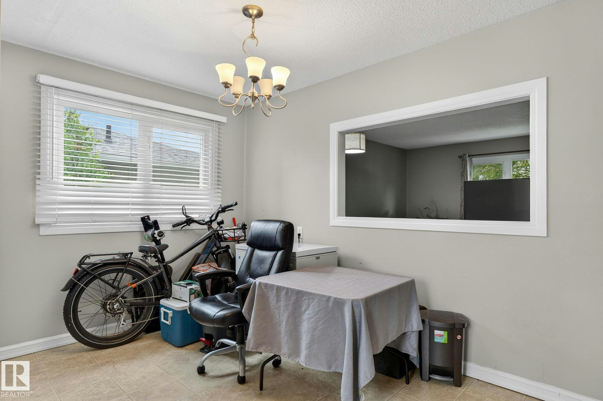 7804 136 Avenue, Edmonton, AB, T5C 2K5 - 11