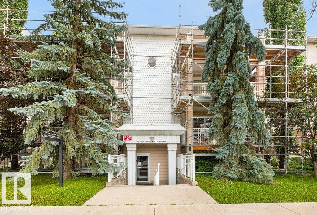 201-10528 77 Avenue, Edmonton, AB, T6E 1N1