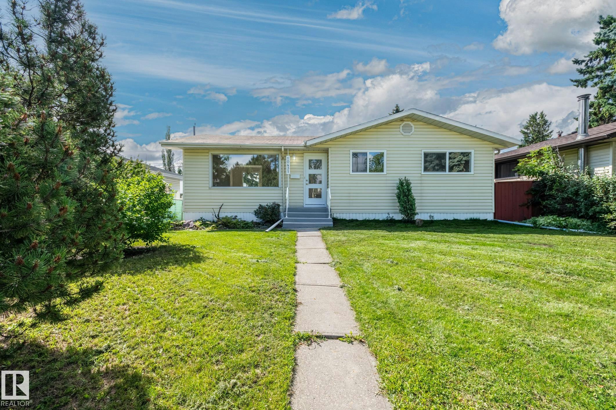 10431 137 Avenue, Edmonton, AB, T5E 1Z1