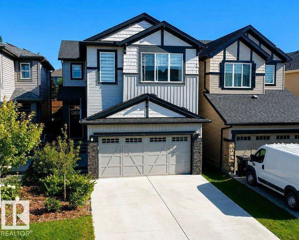 4242 Chichak Close SW, Edmonton, AB, T6W 4B3