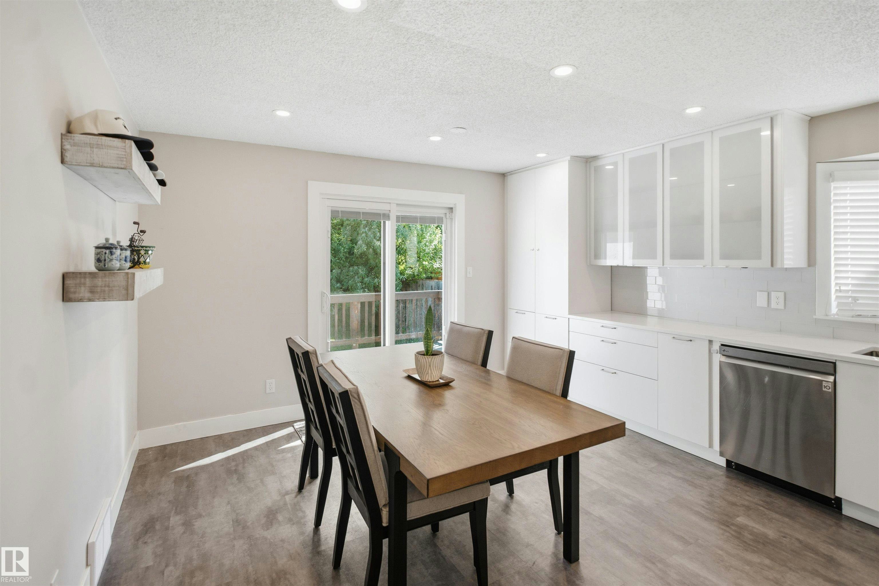 3515 20 Ave - 3