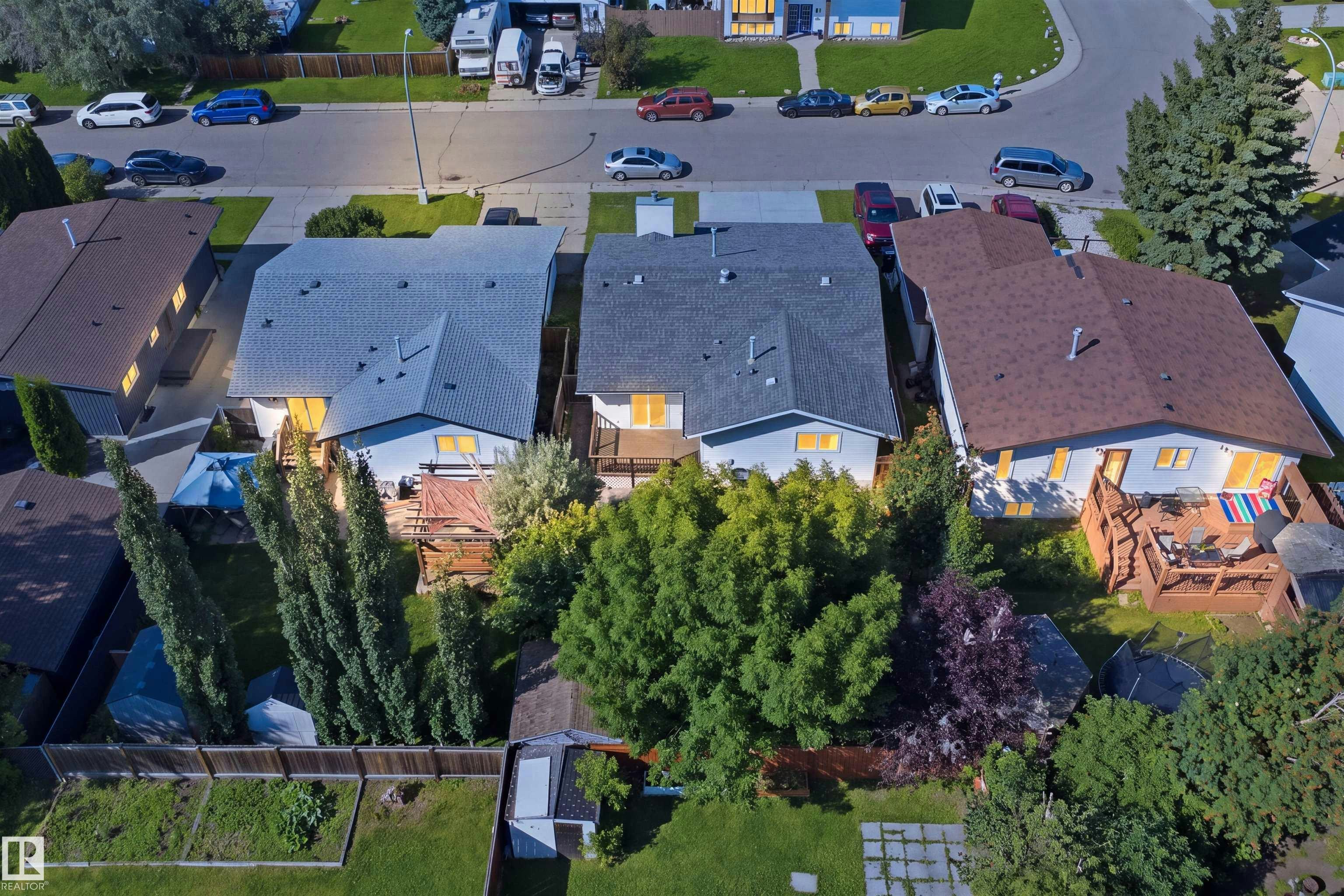3515 20 Ave, Edmonton, AB, T6L 3E2 - 47