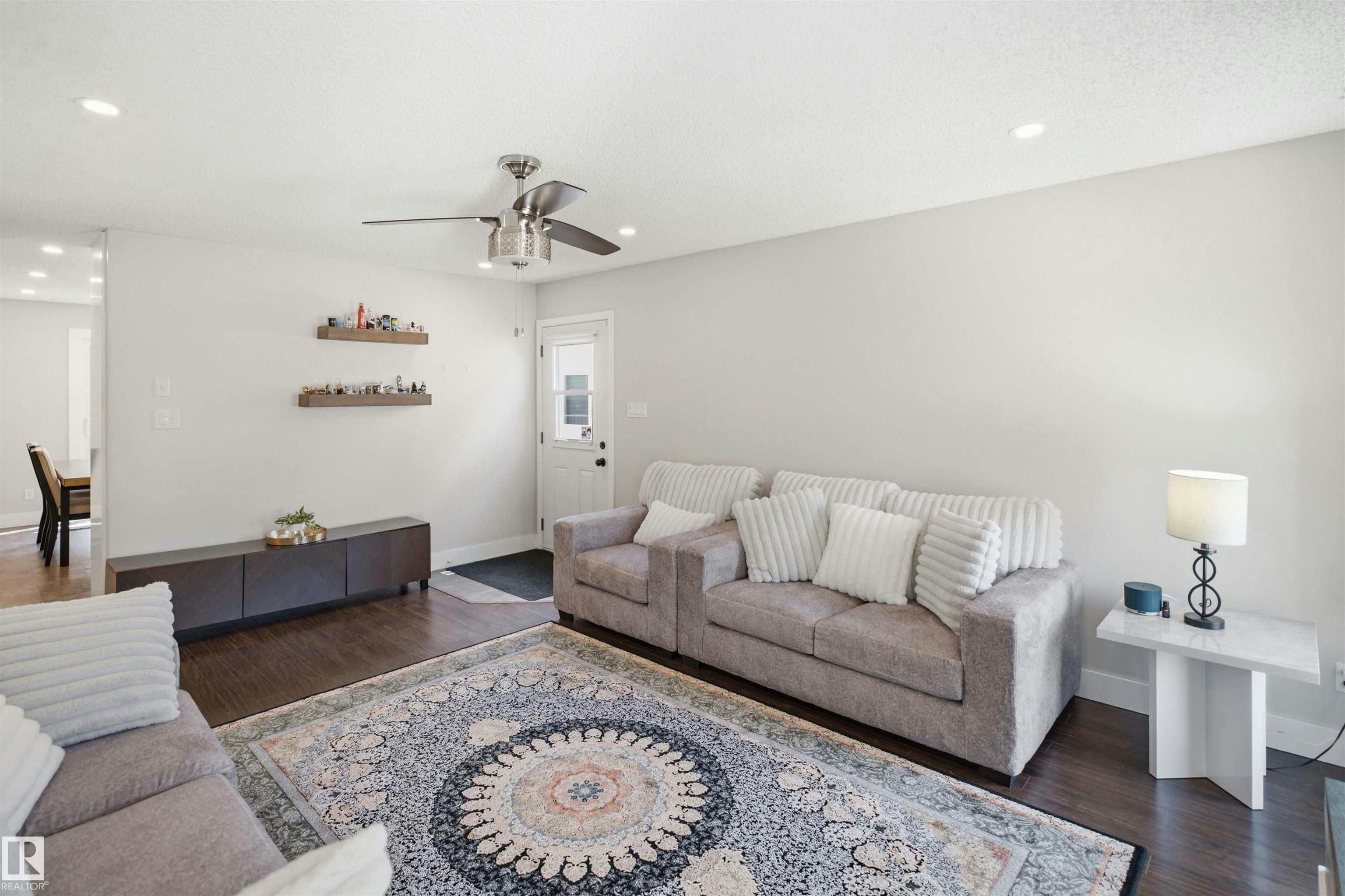 3515 20 Ave - 5