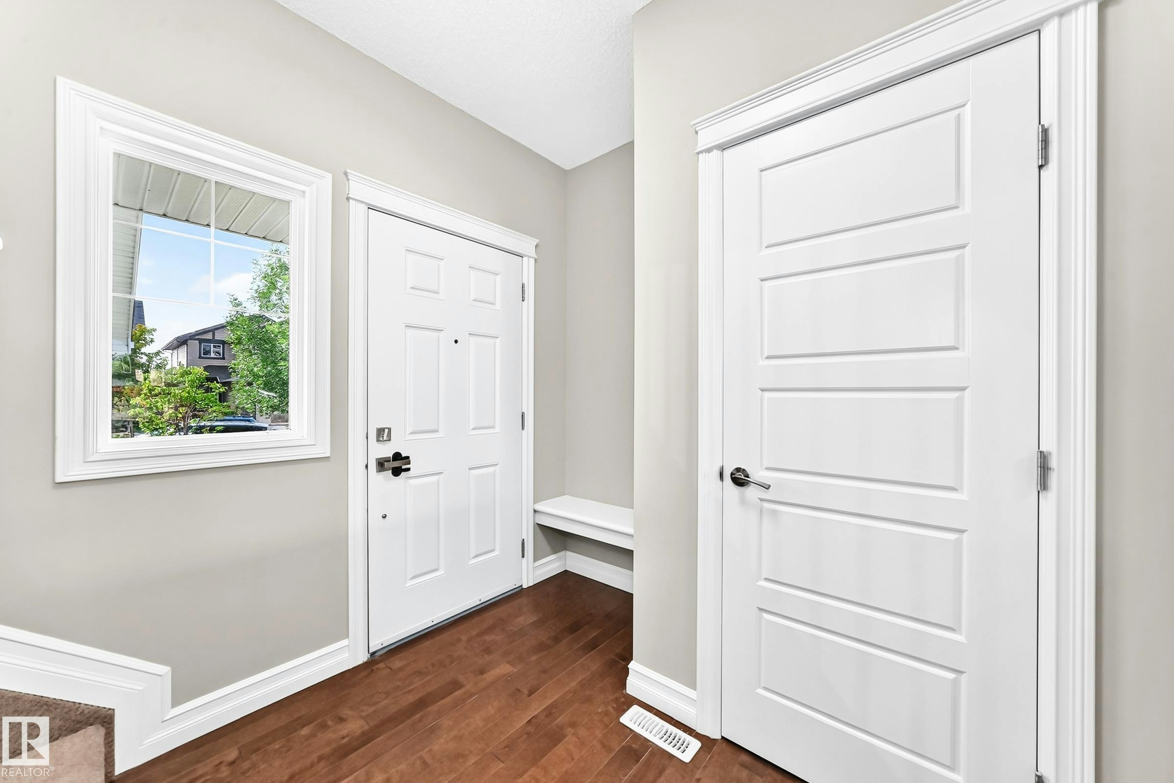 4212 Charles Close, Edmonton, AB, T6W 0Z5 - 11