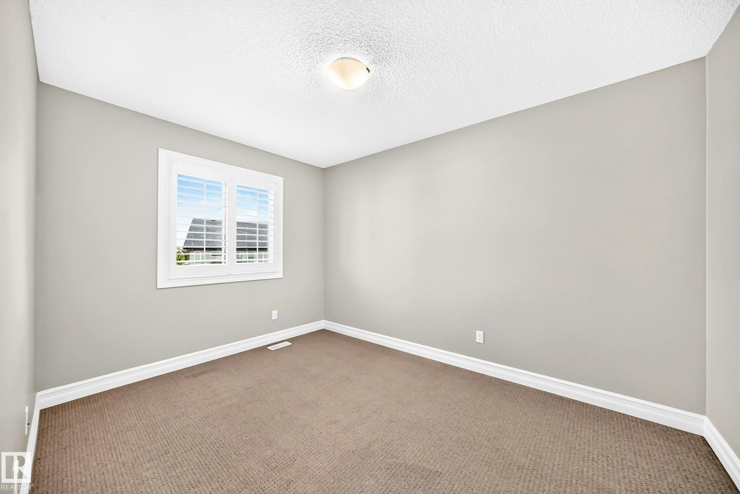 4212 Charles Close, Edmonton, AB, T6W 0Z5 - 41