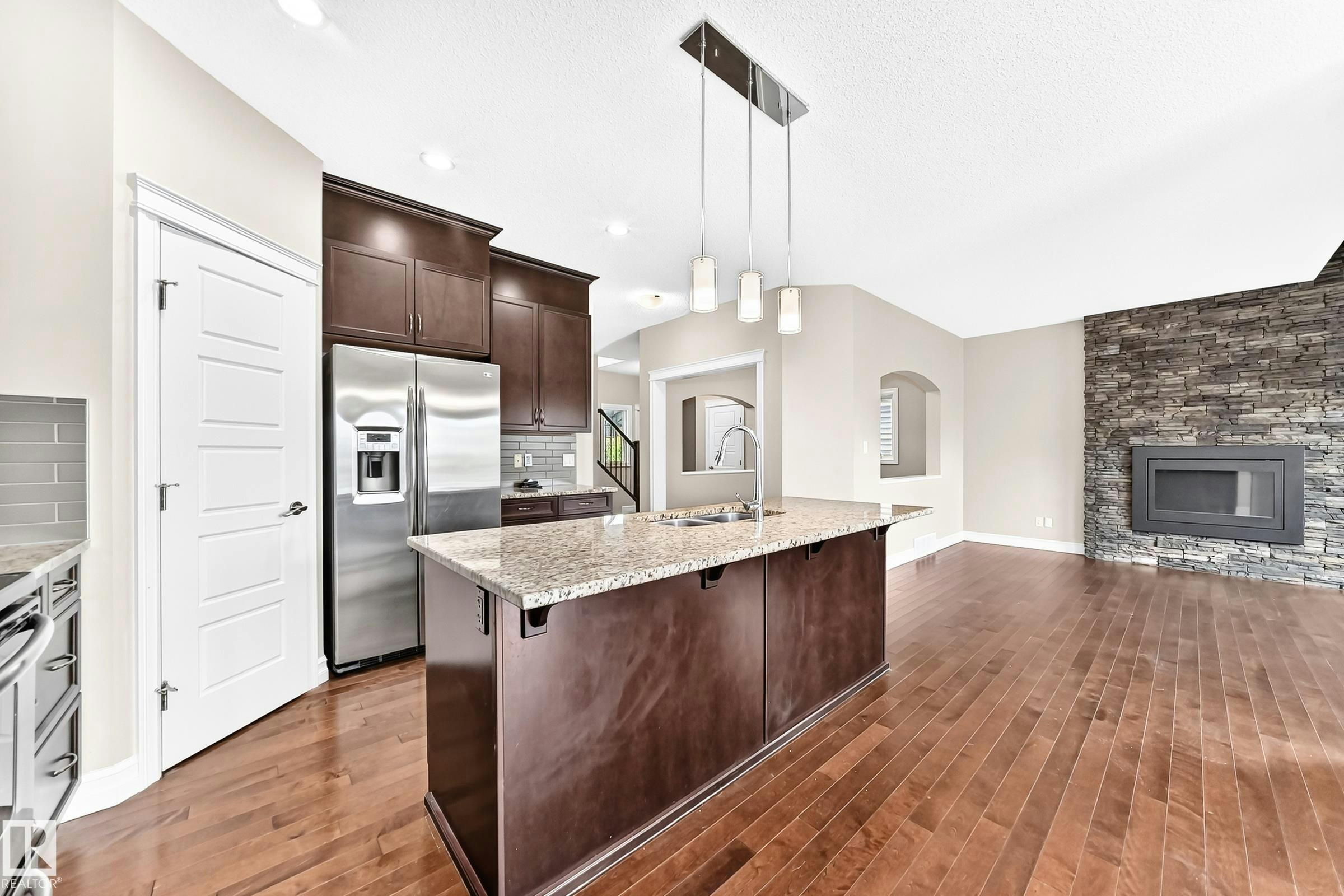 4212 Charles Close, Edmonton, AB, T6W 0Z5 - 17