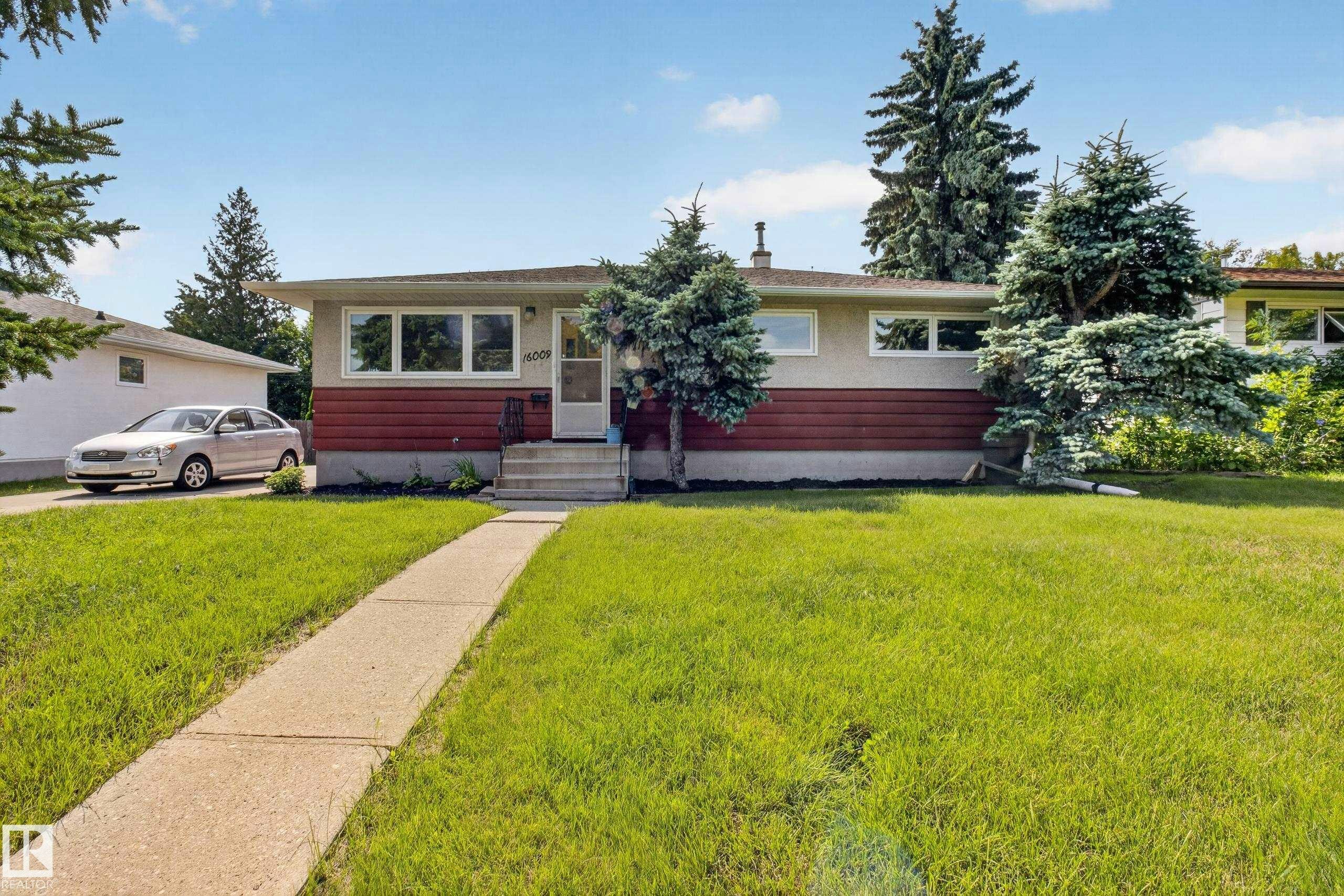 16009 93a Avenue NW, Edmonton, AB, T5R 5J7
