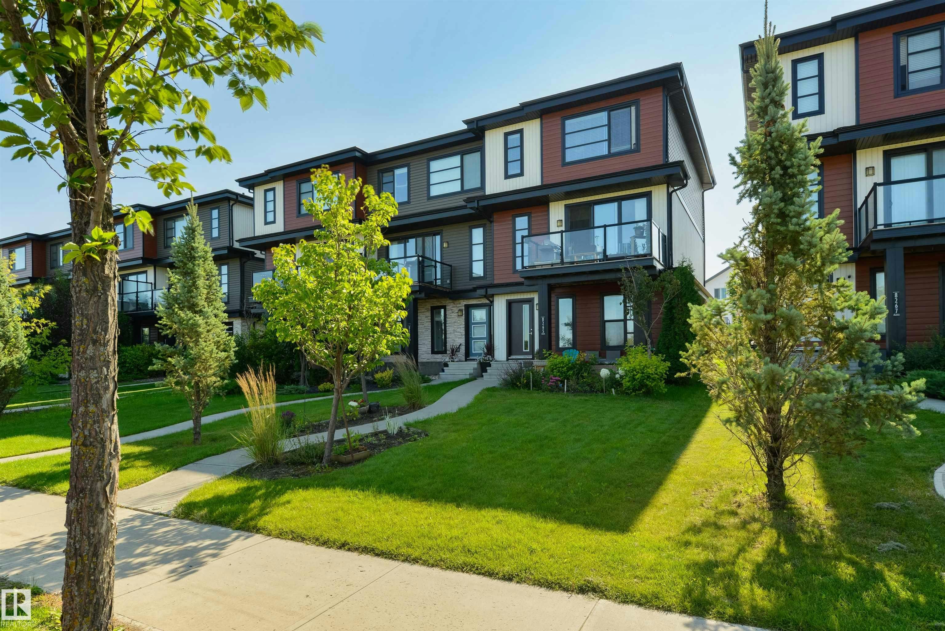 8265 Chappelle Way, Edmonton, AB, T6W 3Y8