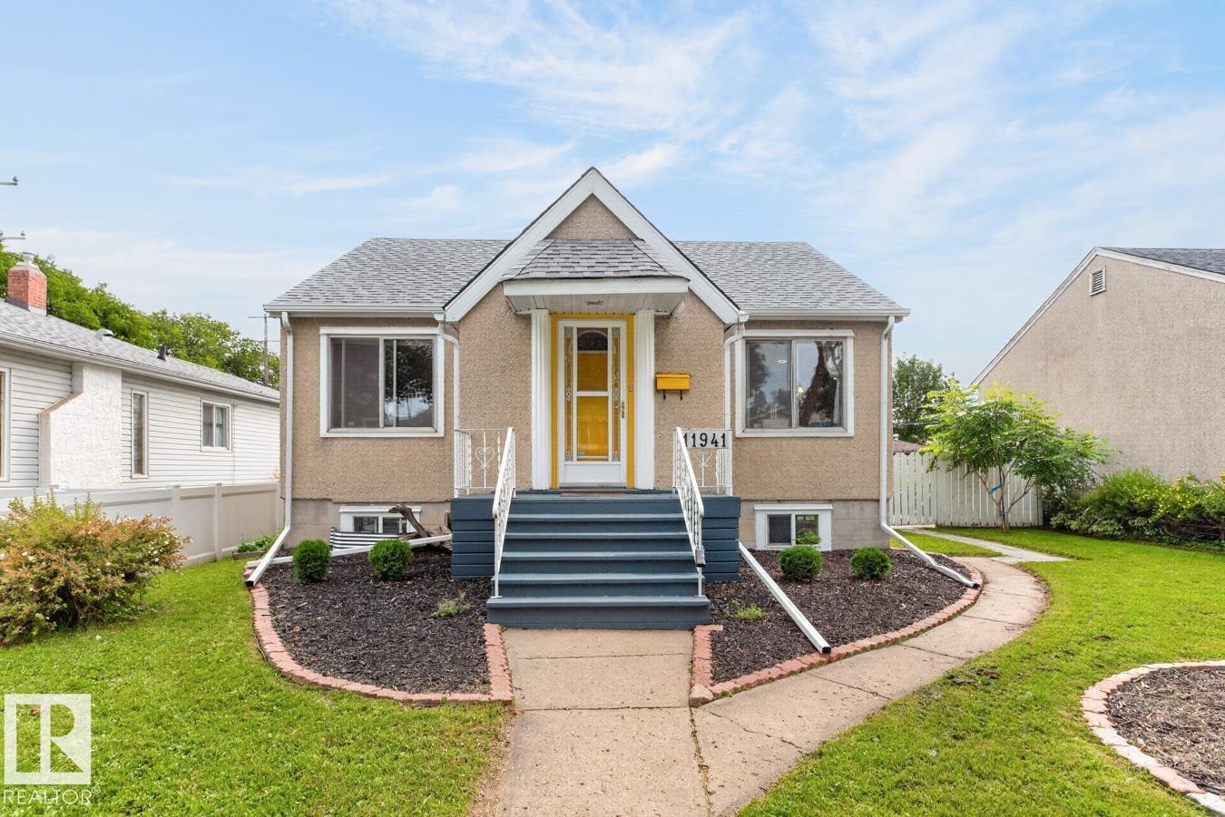 11941 83 Street, Edmonton, AB, T5B 4E7