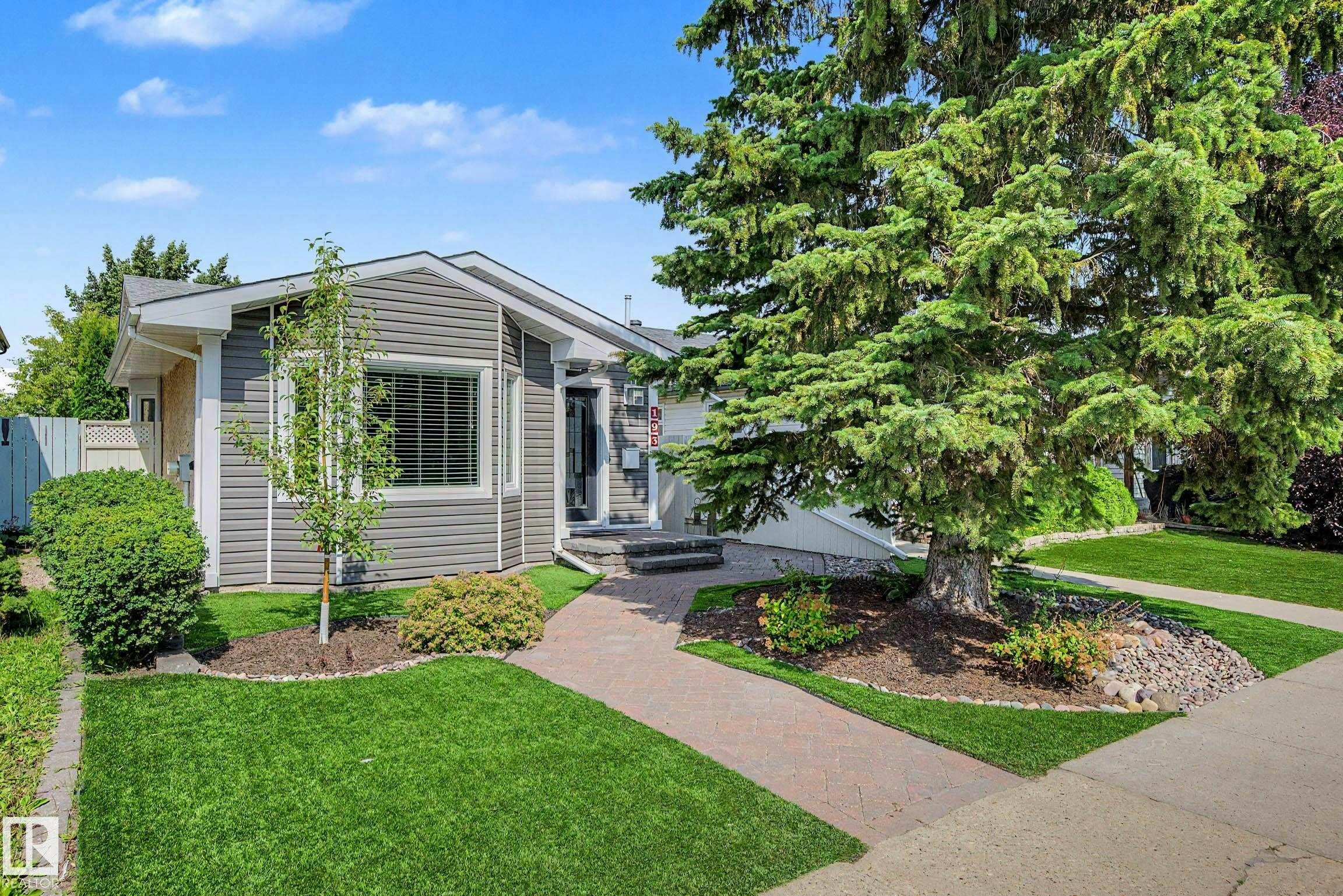 193 Kiniski Crescent, Edmonton, AB, T6L 5E2