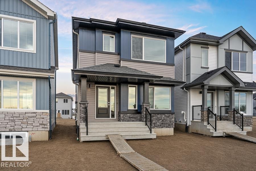 1012 14 Avenue, Edmonton, AB, T6T 2W8