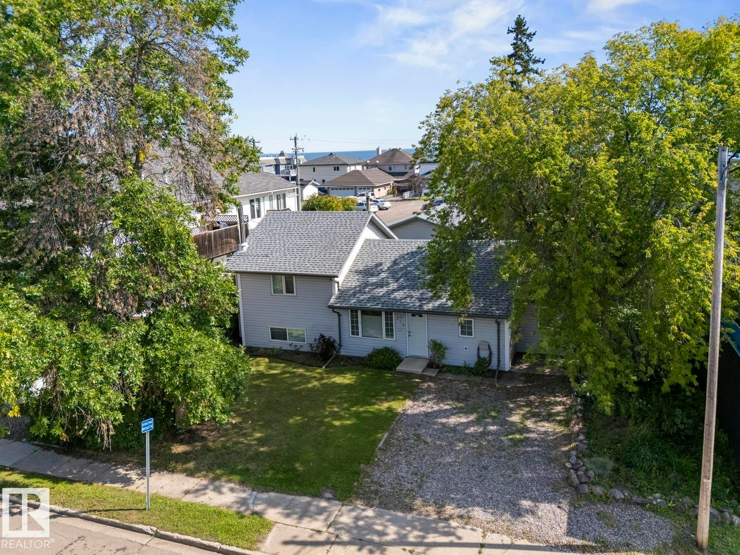 618 10 Street, Cold Lake, AB, T9M 1B1