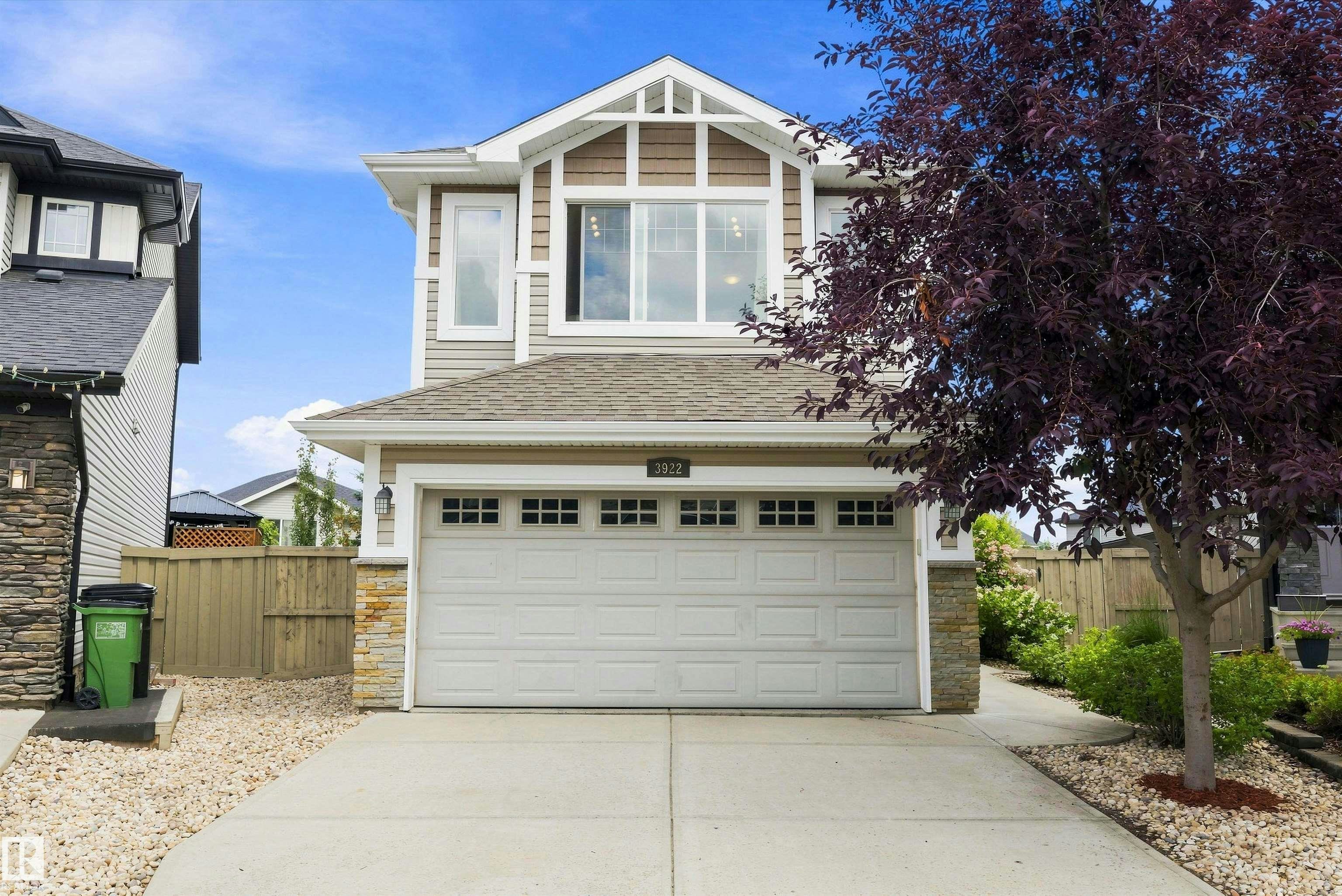 3922 Agar Court, Edmonton, AB, T6W 2G3