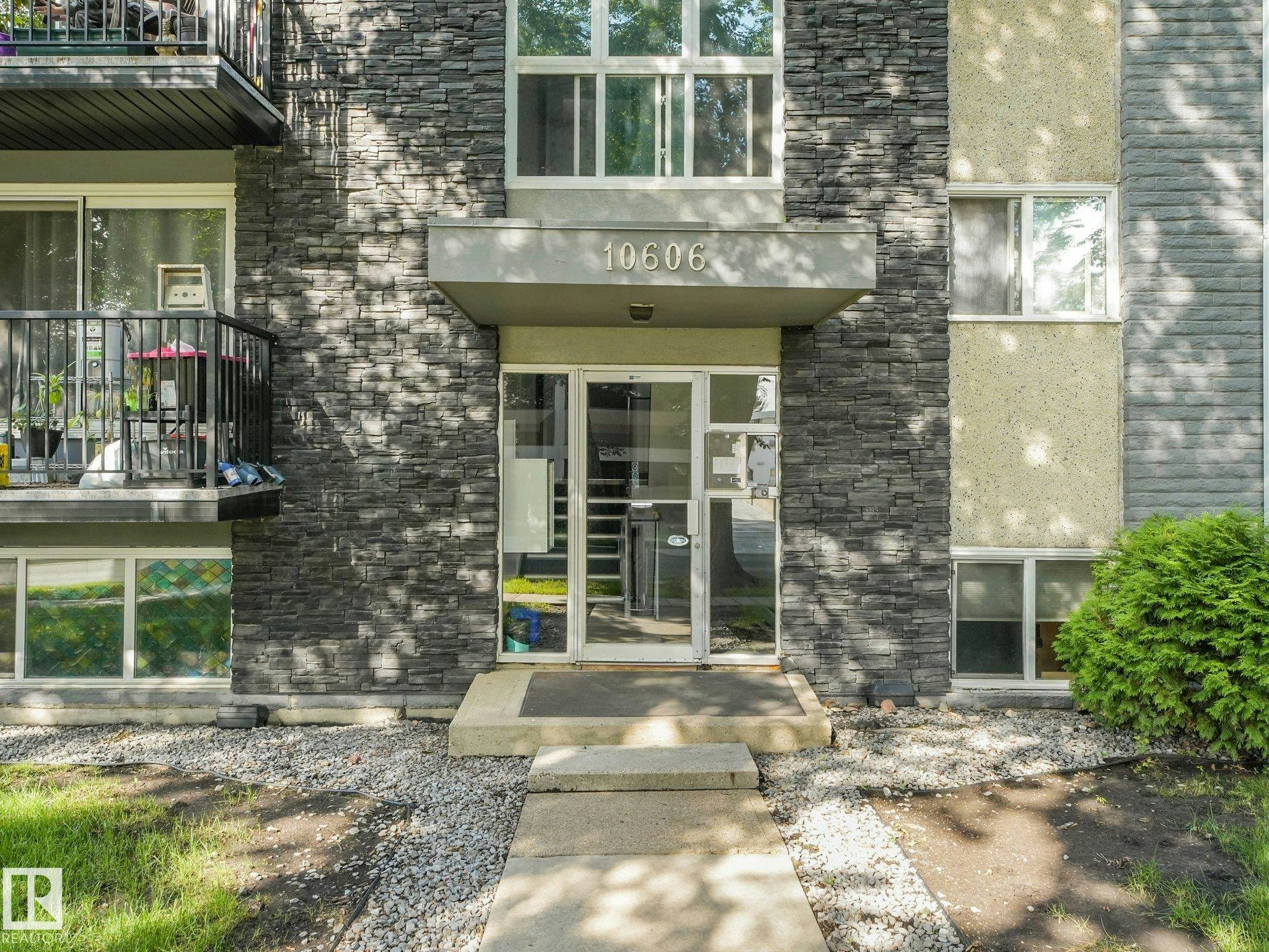 205-10606 123 Street - 3