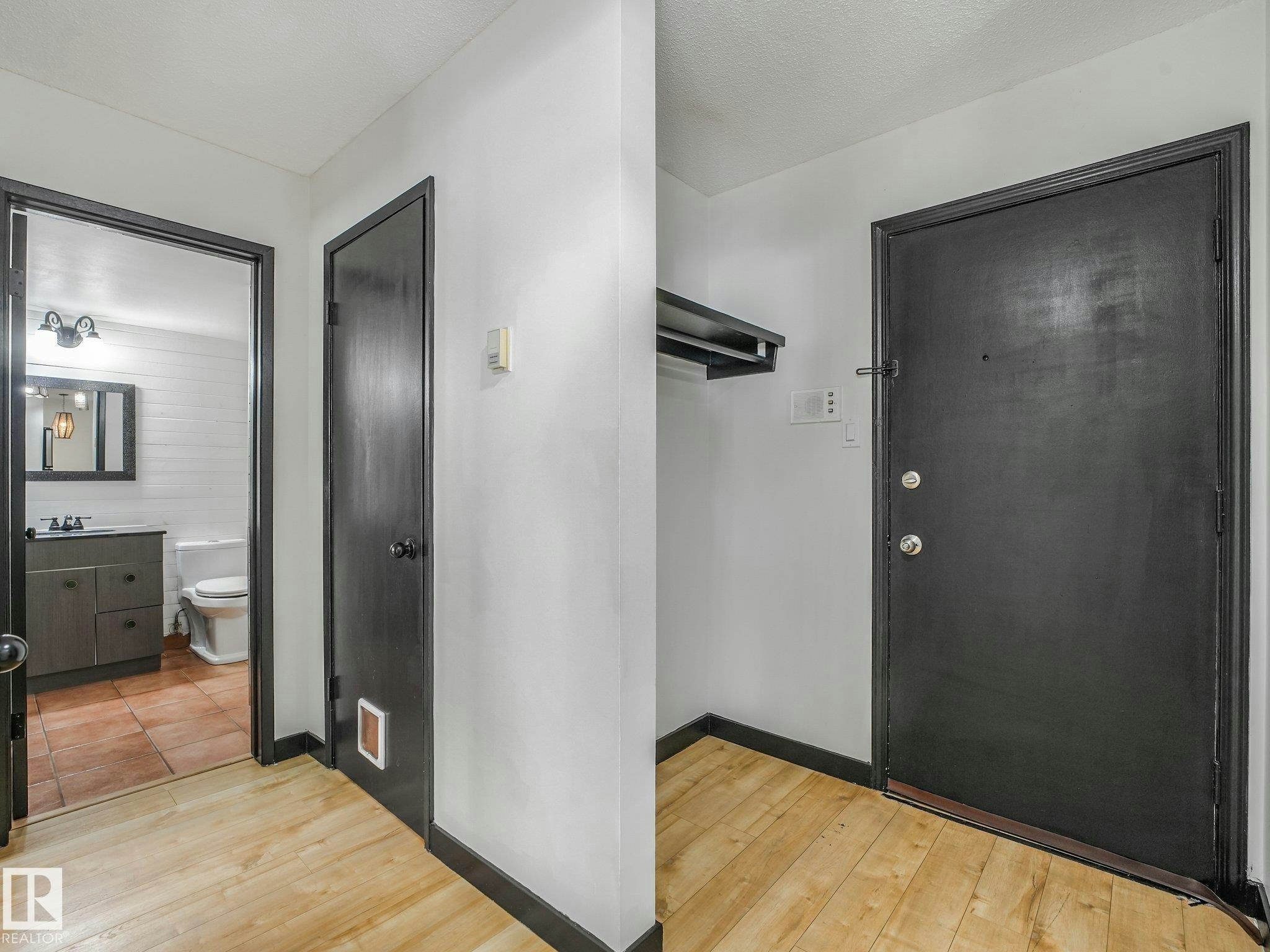205-10606 123 Street - 5