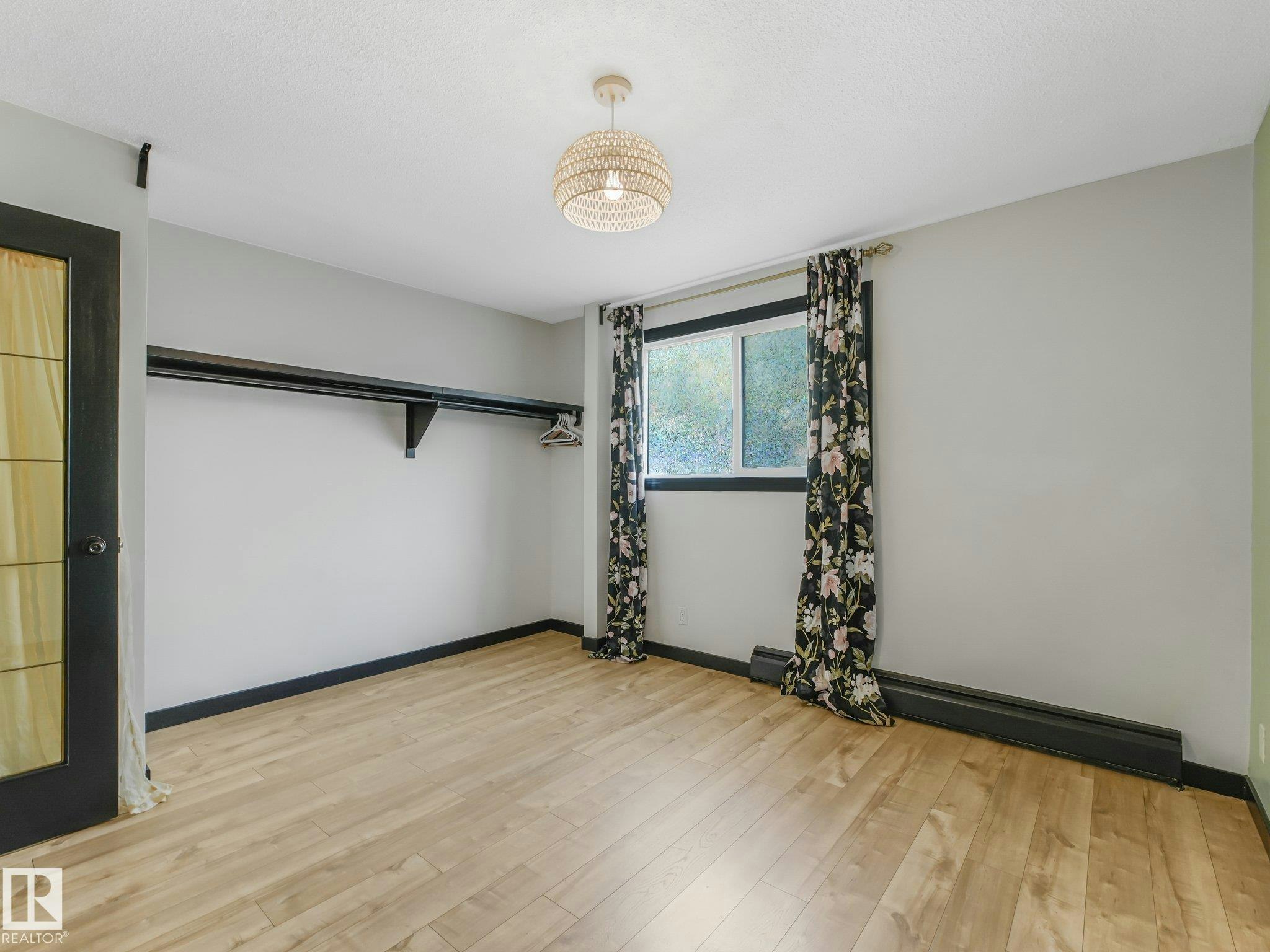205-10606 123 Street, Edmonton, AB, T5N 1P2 - 17