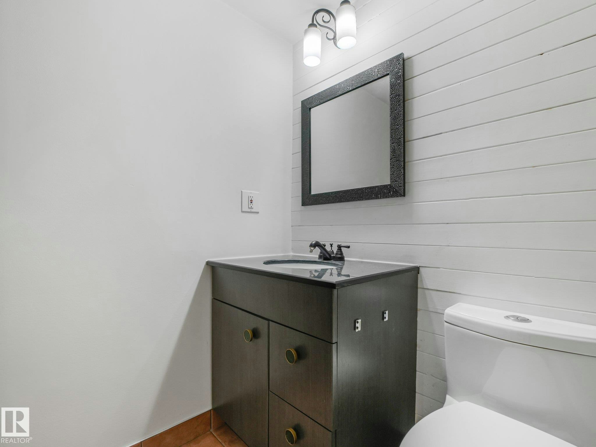 205-10606 123 Street, Edmonton, AB, T5N 1P2 - 19