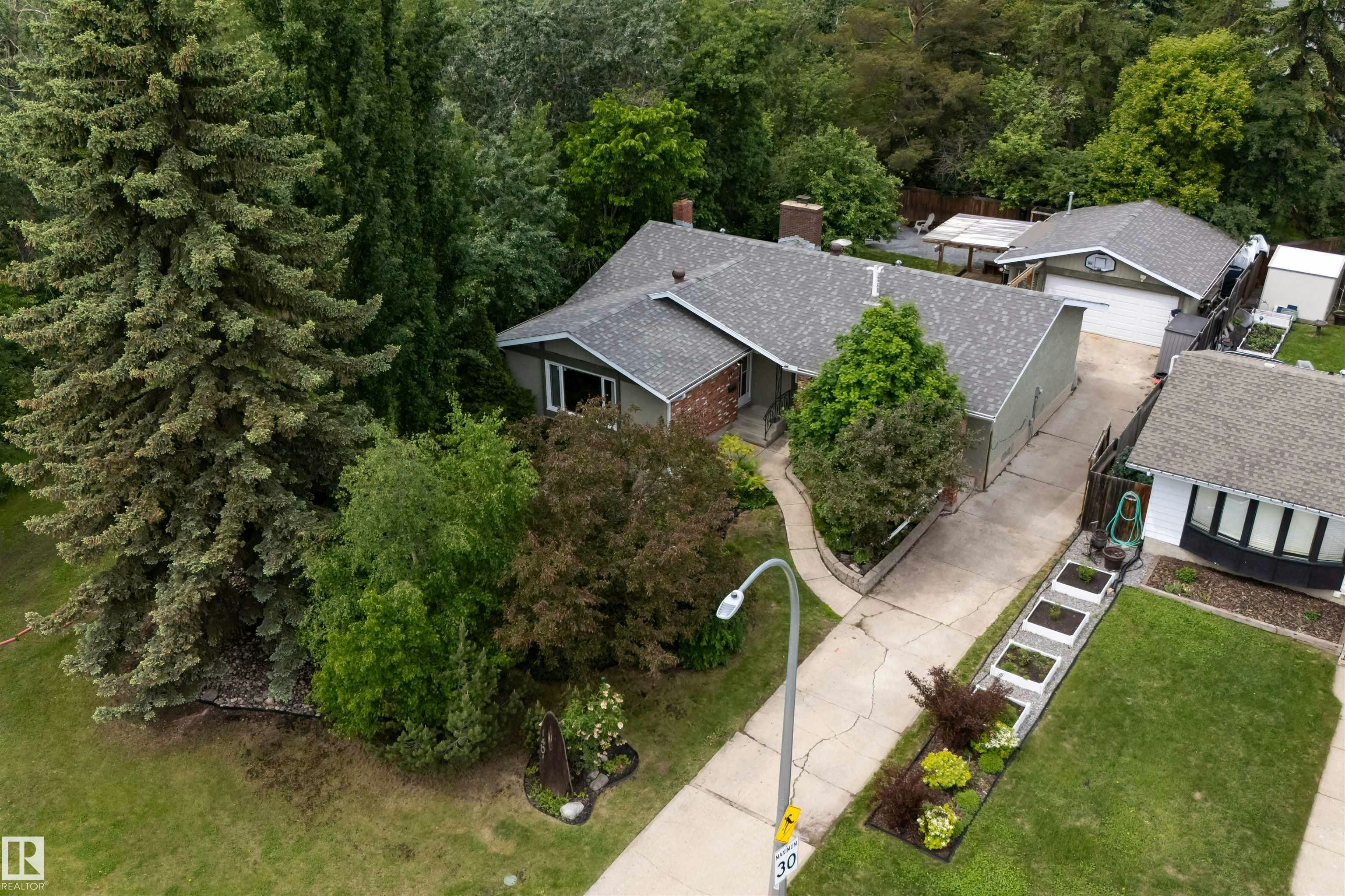 140 Greengrove Avenue, Rural Strathcona County, AB, T8A 3C7