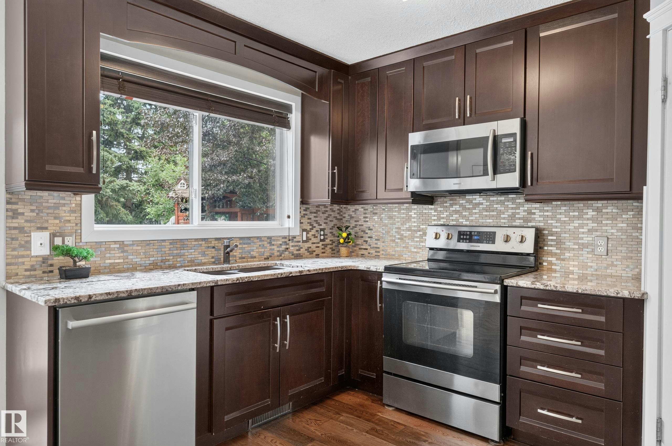 12724 148 Avenue, Edmonton, AB, T6V 1C4 - 19
