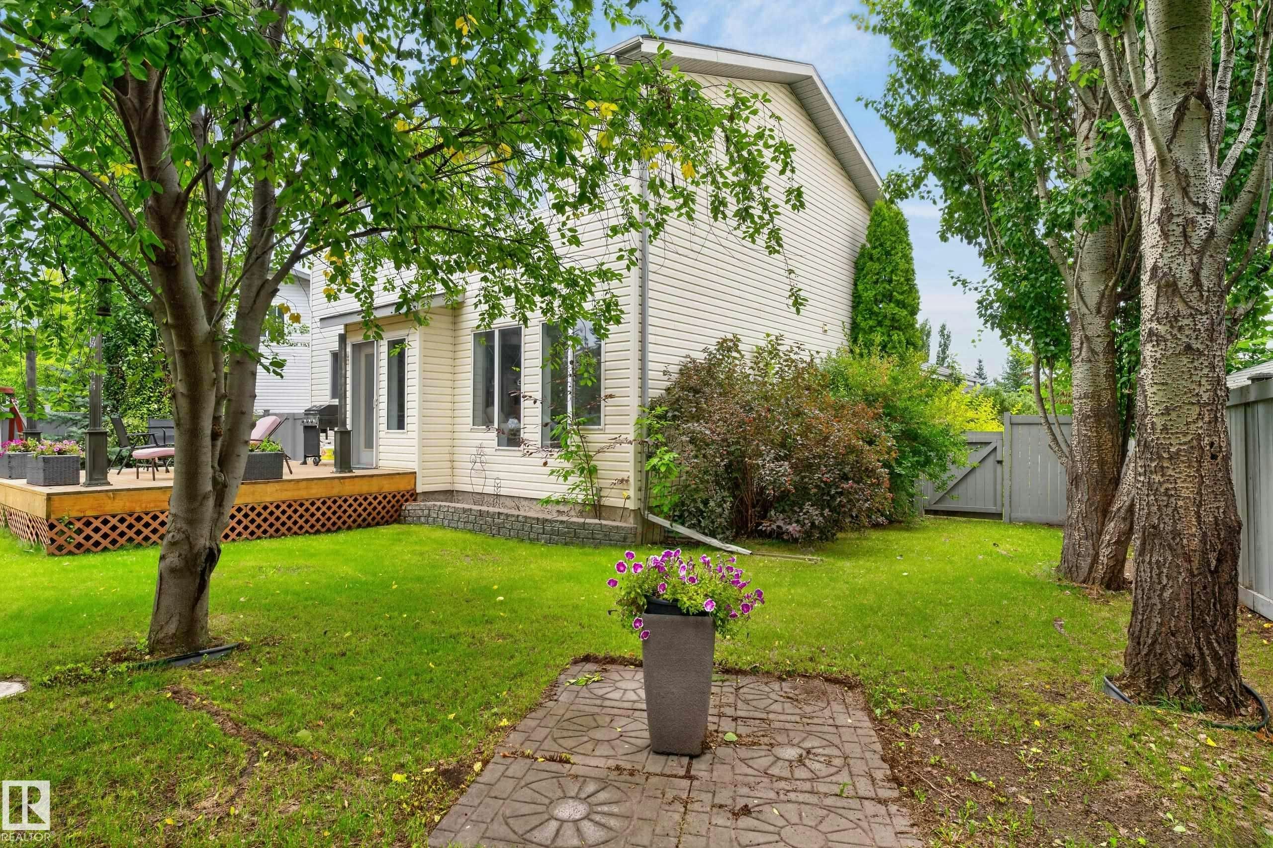 12724 148 Avenue, Edmonton, AB, T6V 1C4 - 11