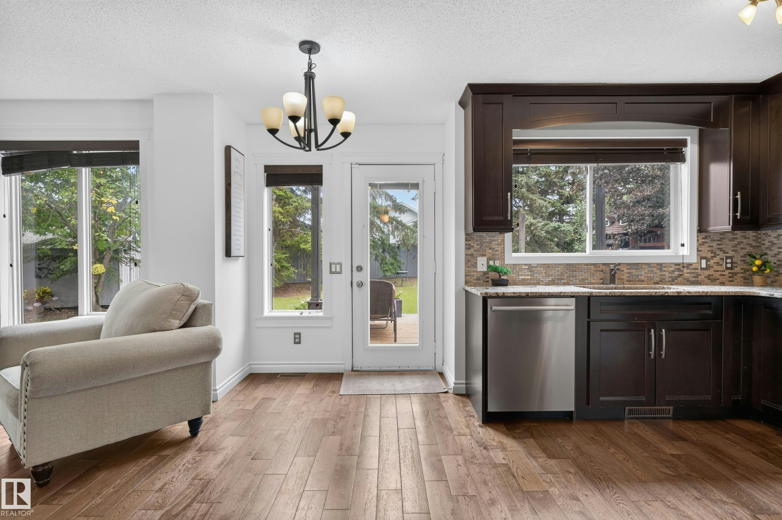 12724 148 Avenue, Edmonton, AB, T6V 1C4 - 17