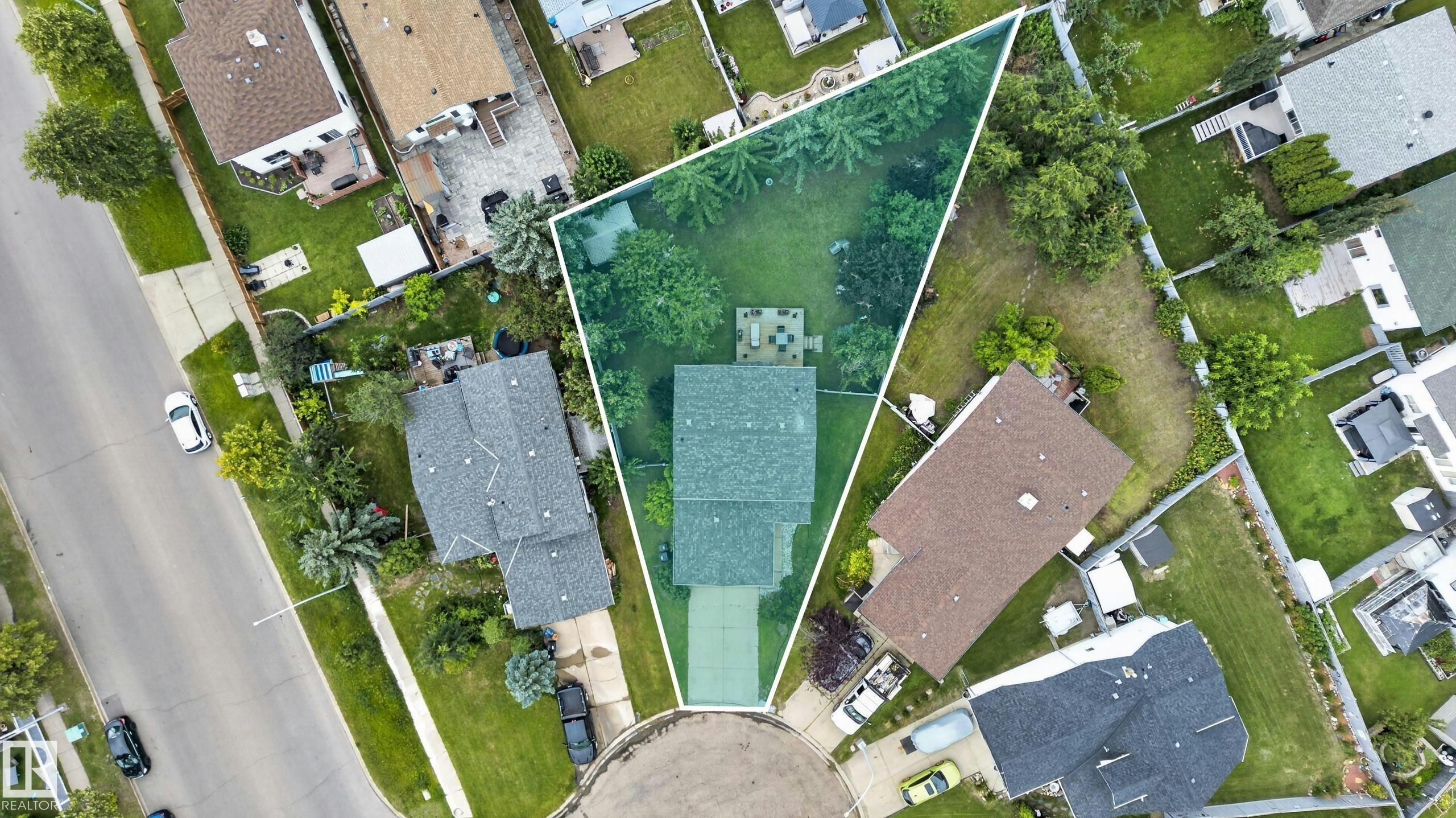 12724 148 Avenue, Edmonton, AB, T6V 1C4 - 53