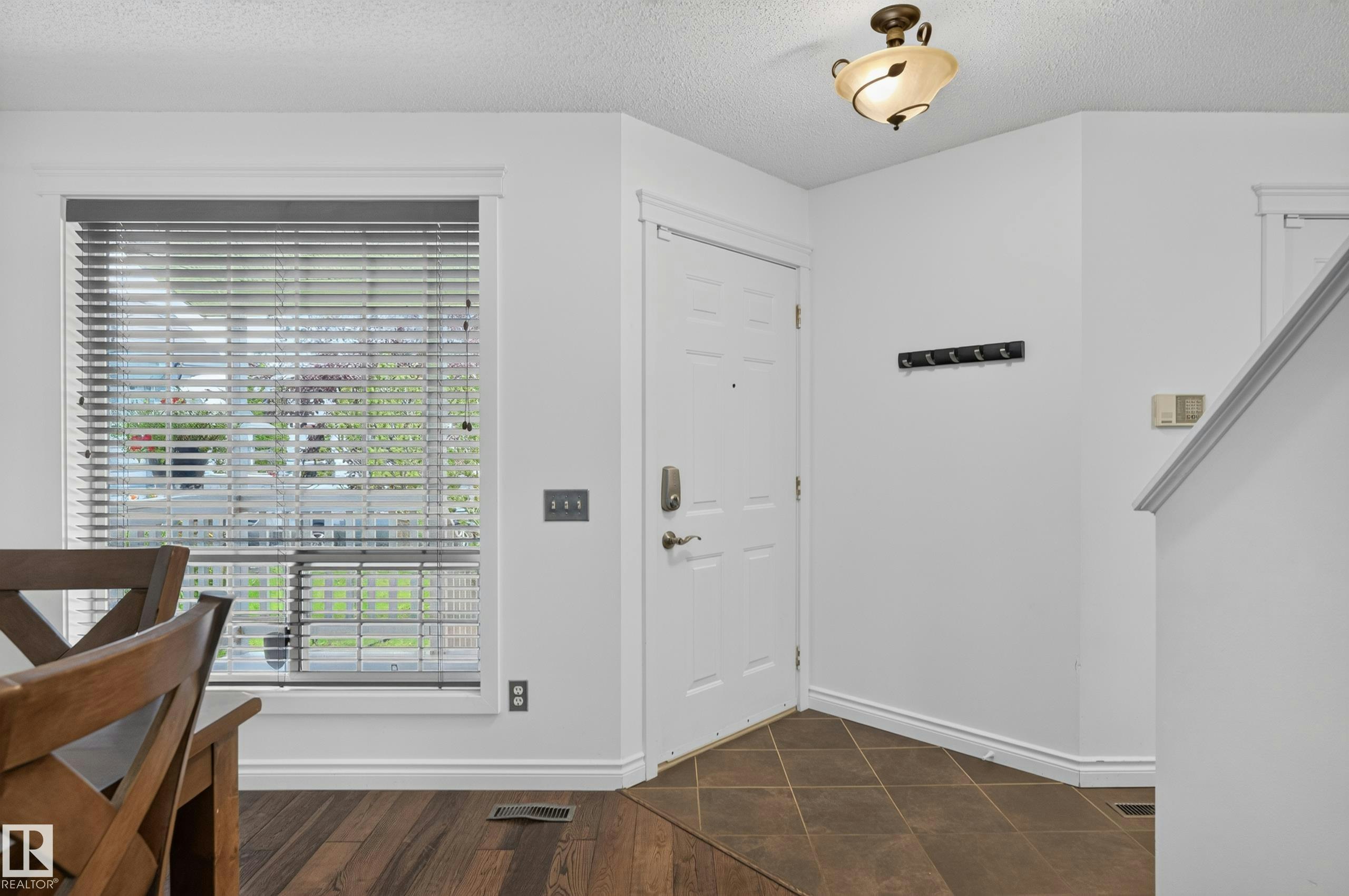12724 148 Avenue, Edmonton, AB, T6V 1C4 - 15