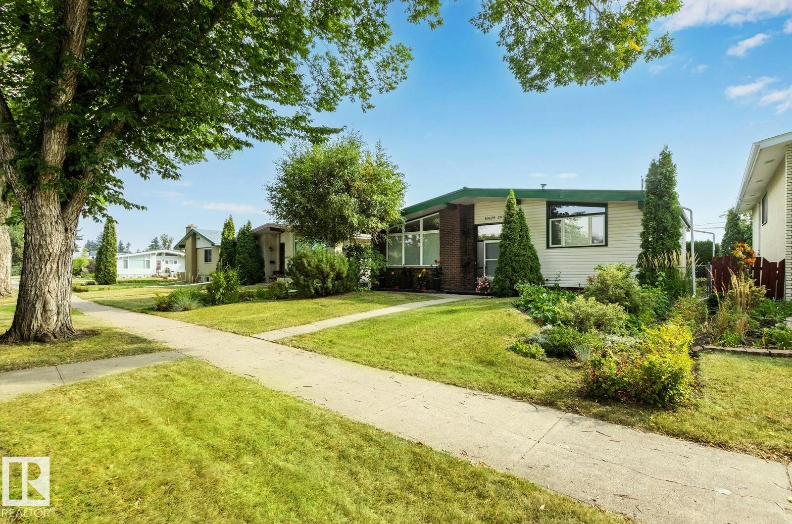 10629 79 Street, Edmonton, AB, T6A 3H5