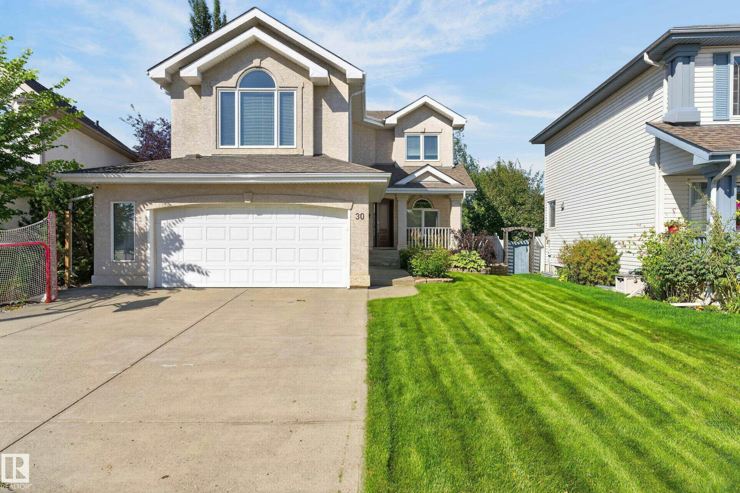 30 Hillcrest Place, St. Albert, AB, T8N 6S2
