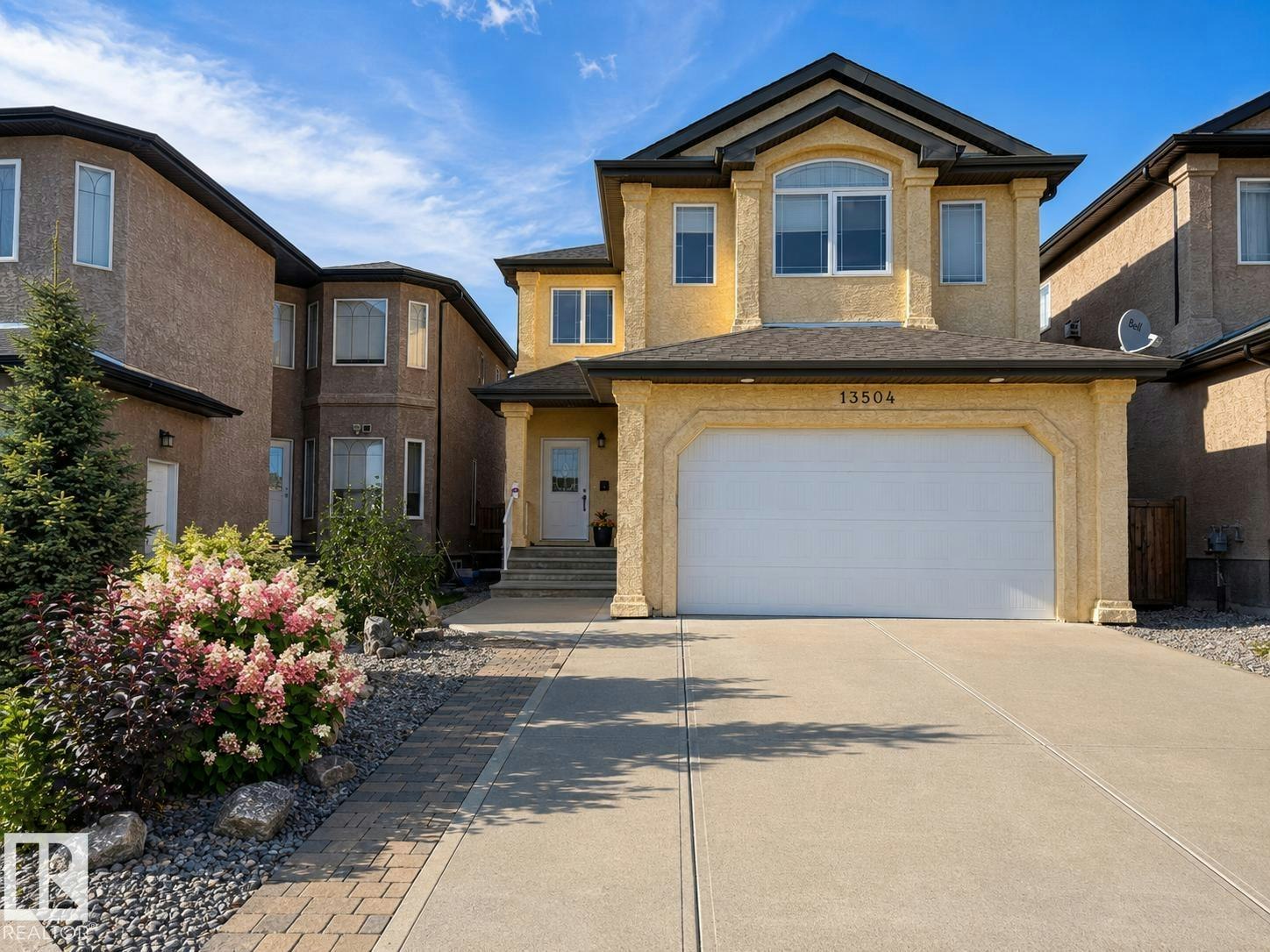 13504 163 Avenue, Edmonton, AB, T6V 0G3