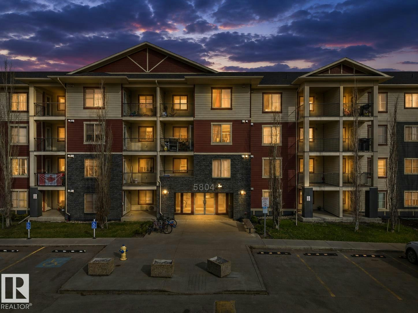 220-5804 Mullen Place, Edmonton, AB, T6R 0W3