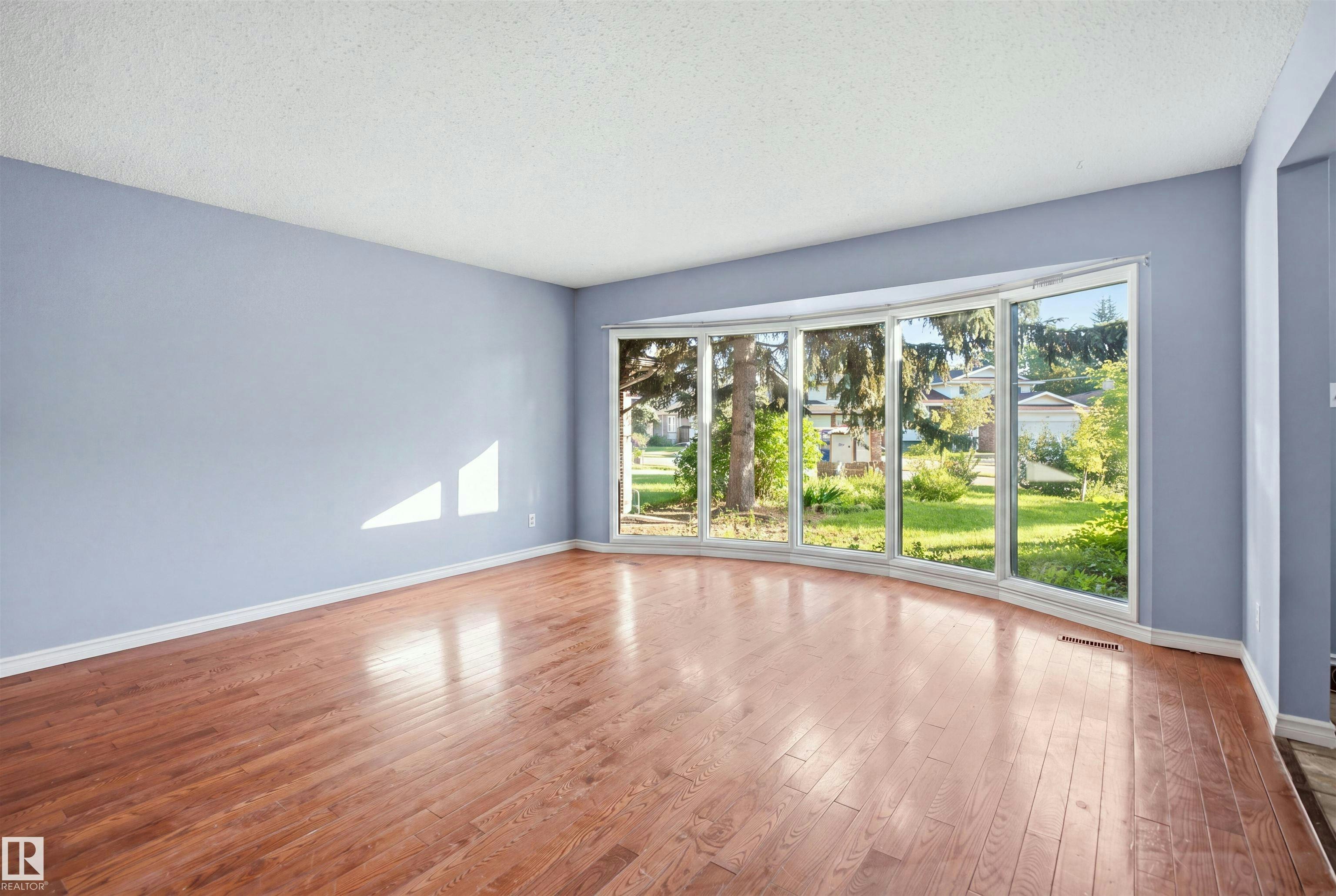 3432 Hill View Crescent - 5